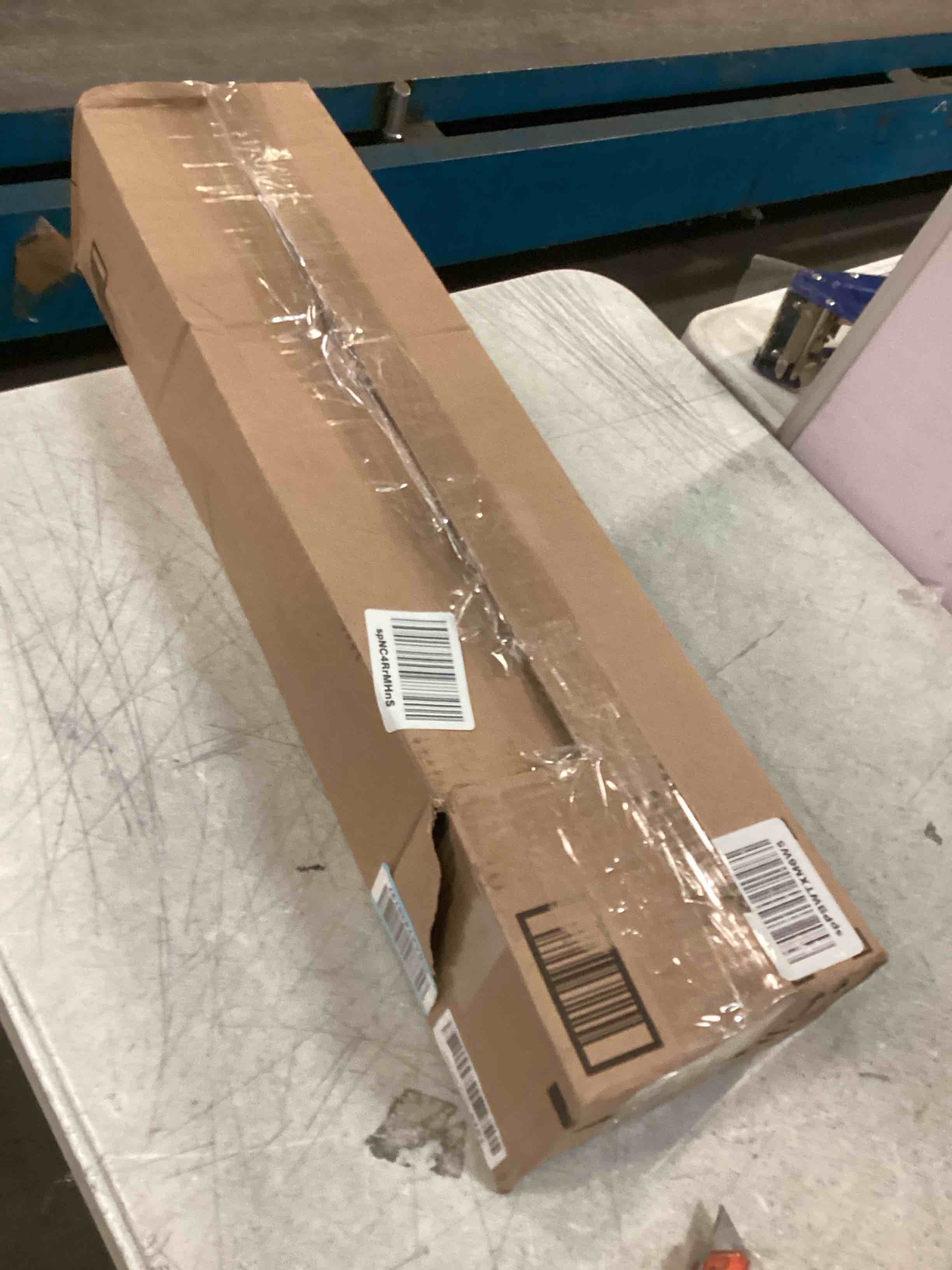 https://s3.amazonaws.com/lotting-images-prod/bidfta/GRN6427151_1718289806817.jpeg