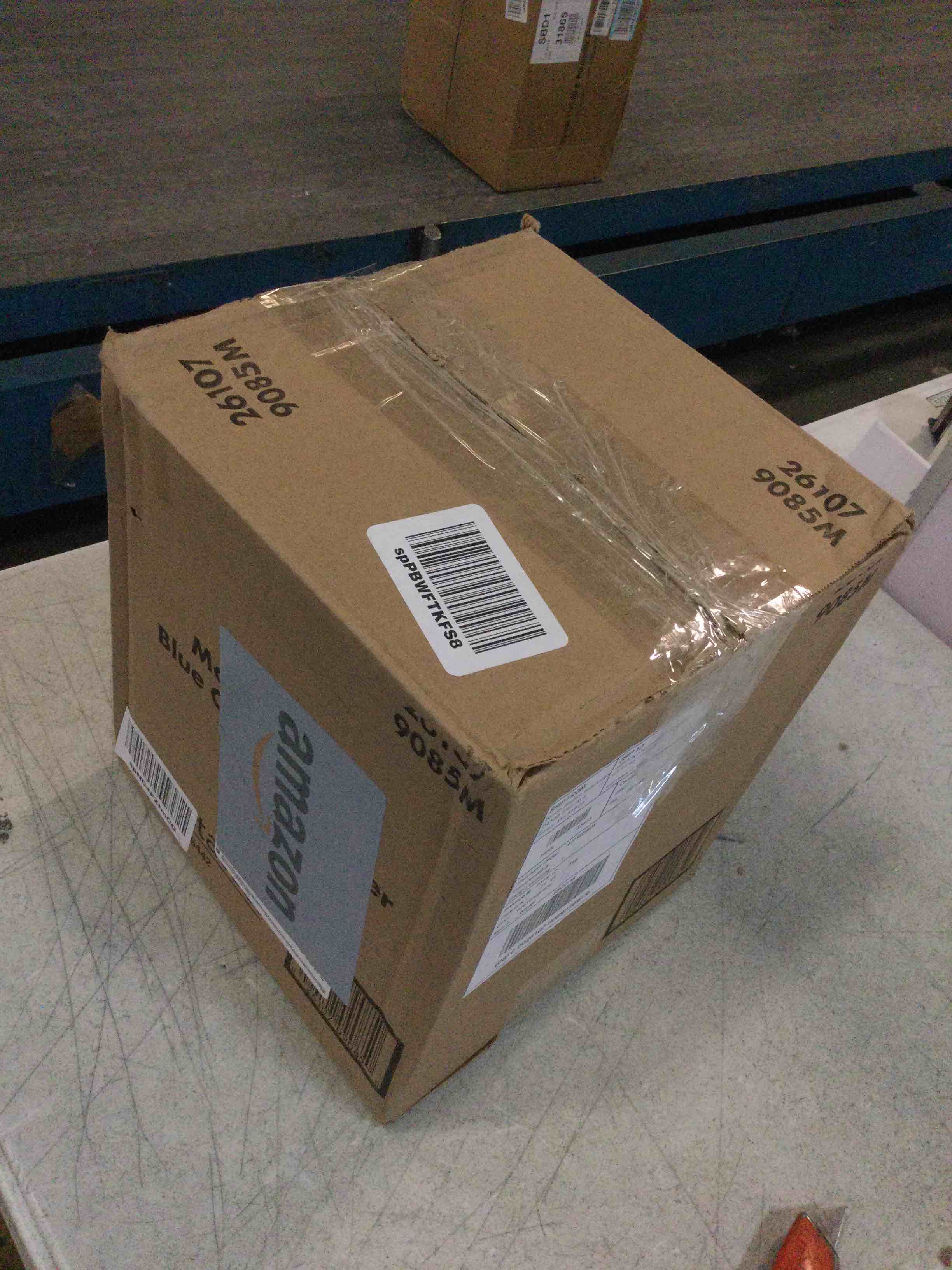 https://s3.amazonaws.com/lotting-images-prod/bidfta/GRN6427306_1718307399704.jpeg