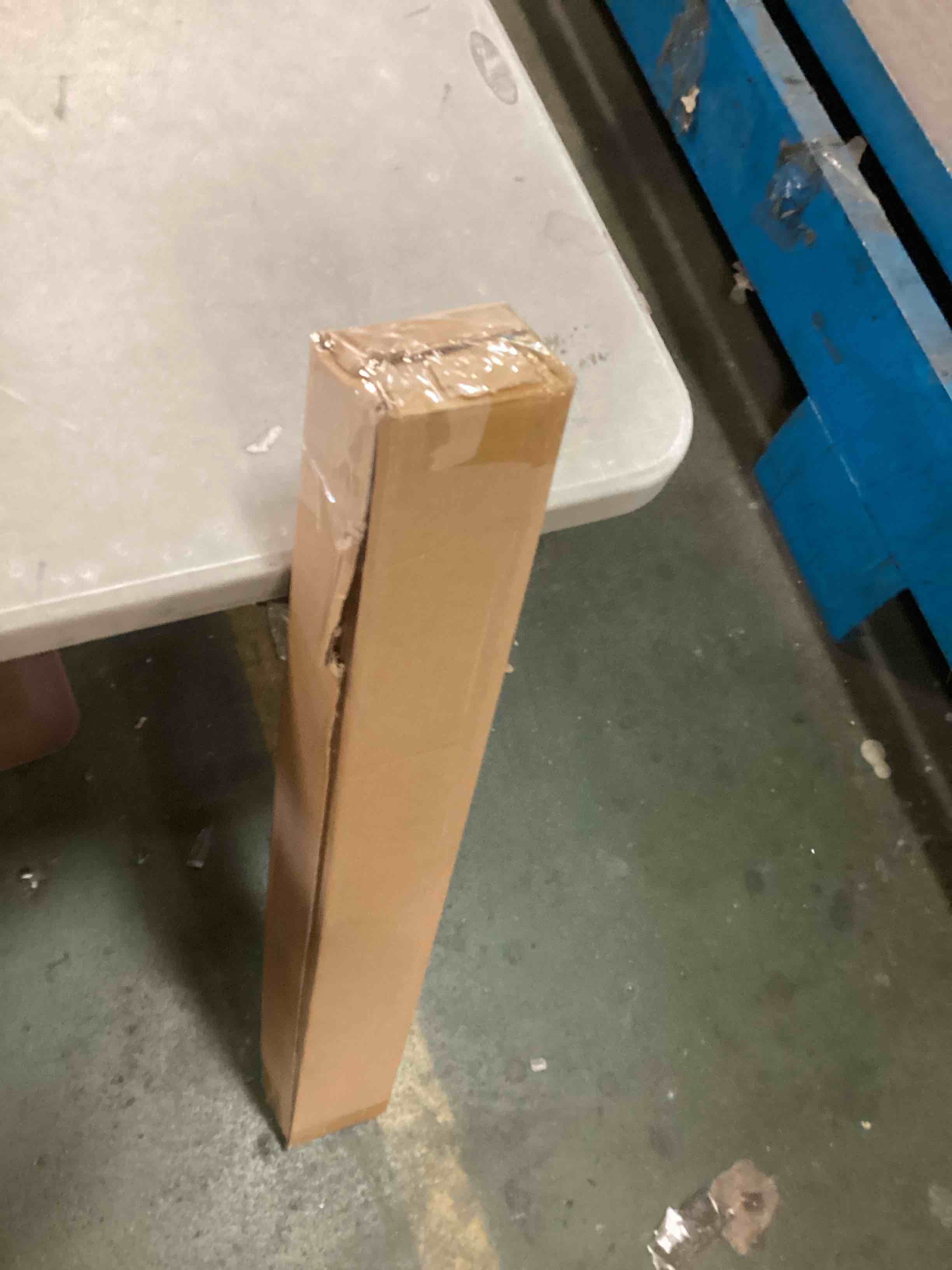 https://s3.amazonaws.com/lotting-images-prod/bidfta/GRN6427430_1718375536694.jpeg