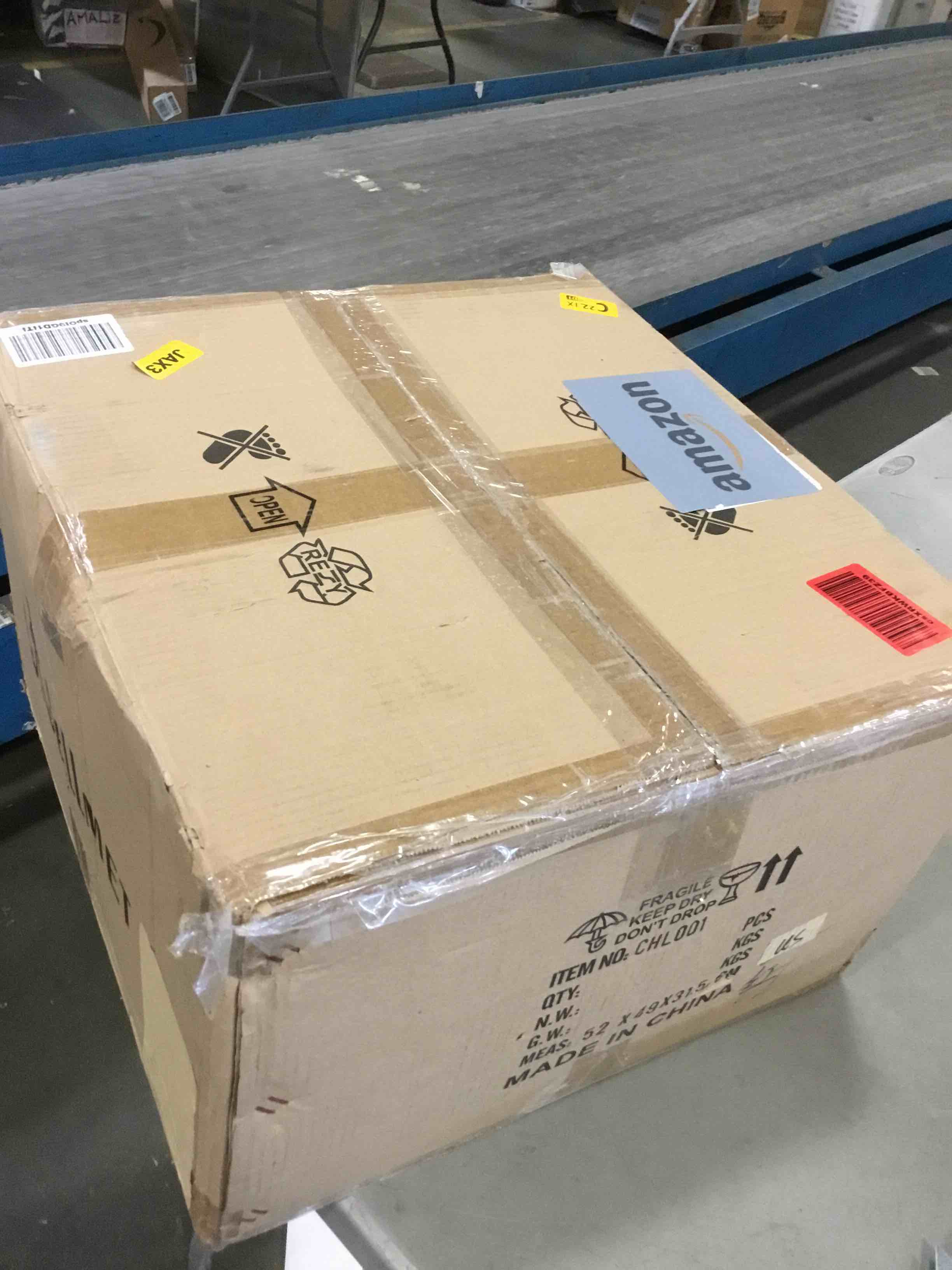 https://s3.amazonaws.com/lotting-images-prod/bidfta/GRN6427714_1718552586659.jpeg