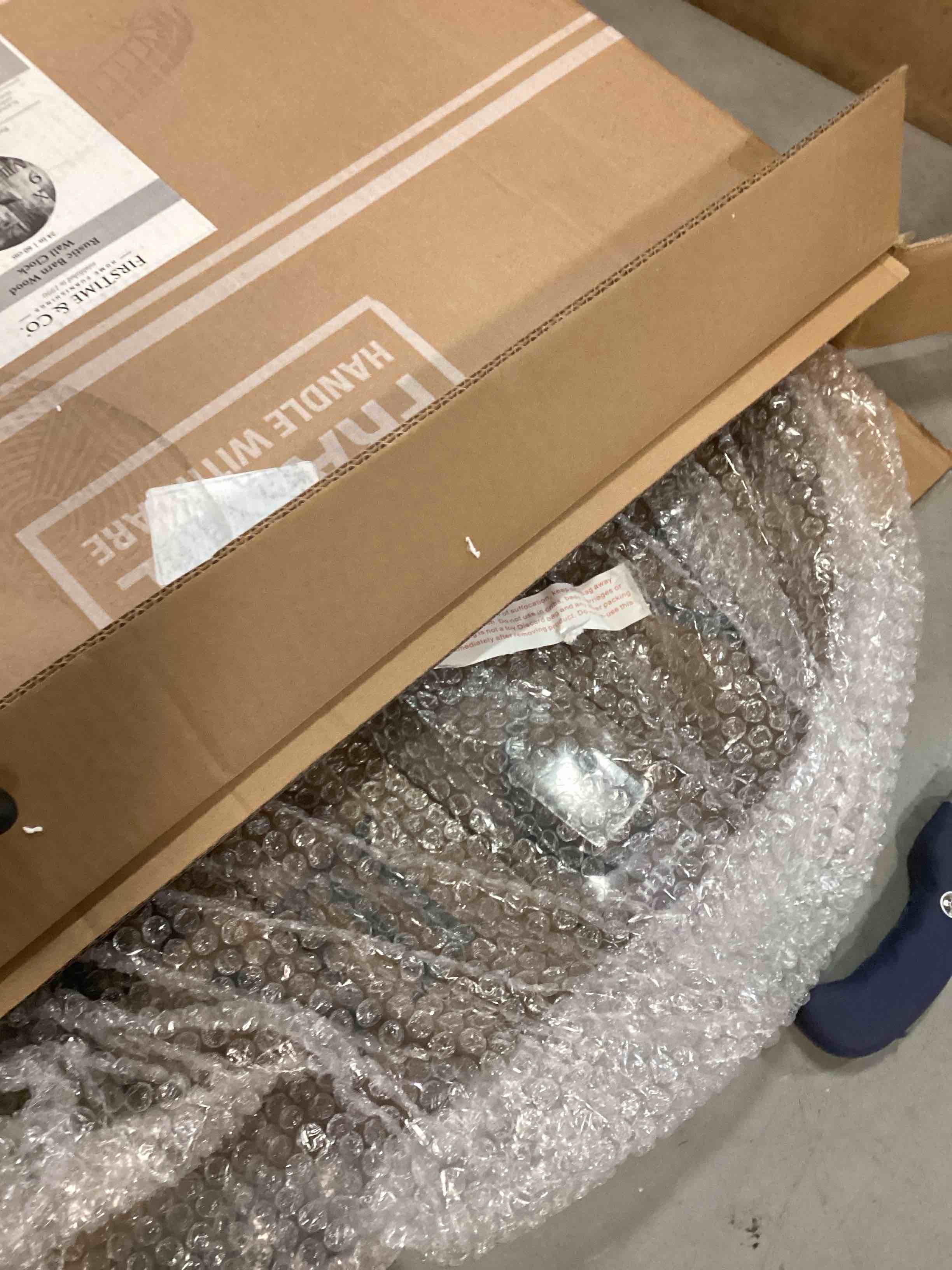 https://s3.amazonaws.com/lotting-images-prod/bidfta/GRN6427929_1718631359953.jpeg