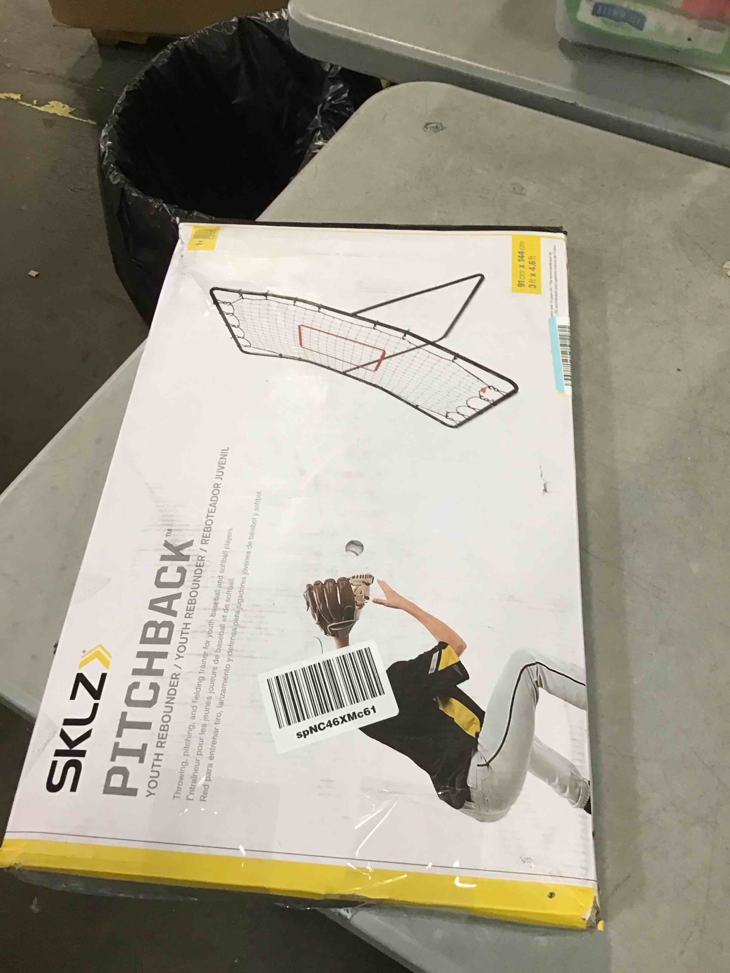 https://s3.amazonaws.com/lotting-images-prod/bidfta/GRN6431559_1717509380429.jpeg