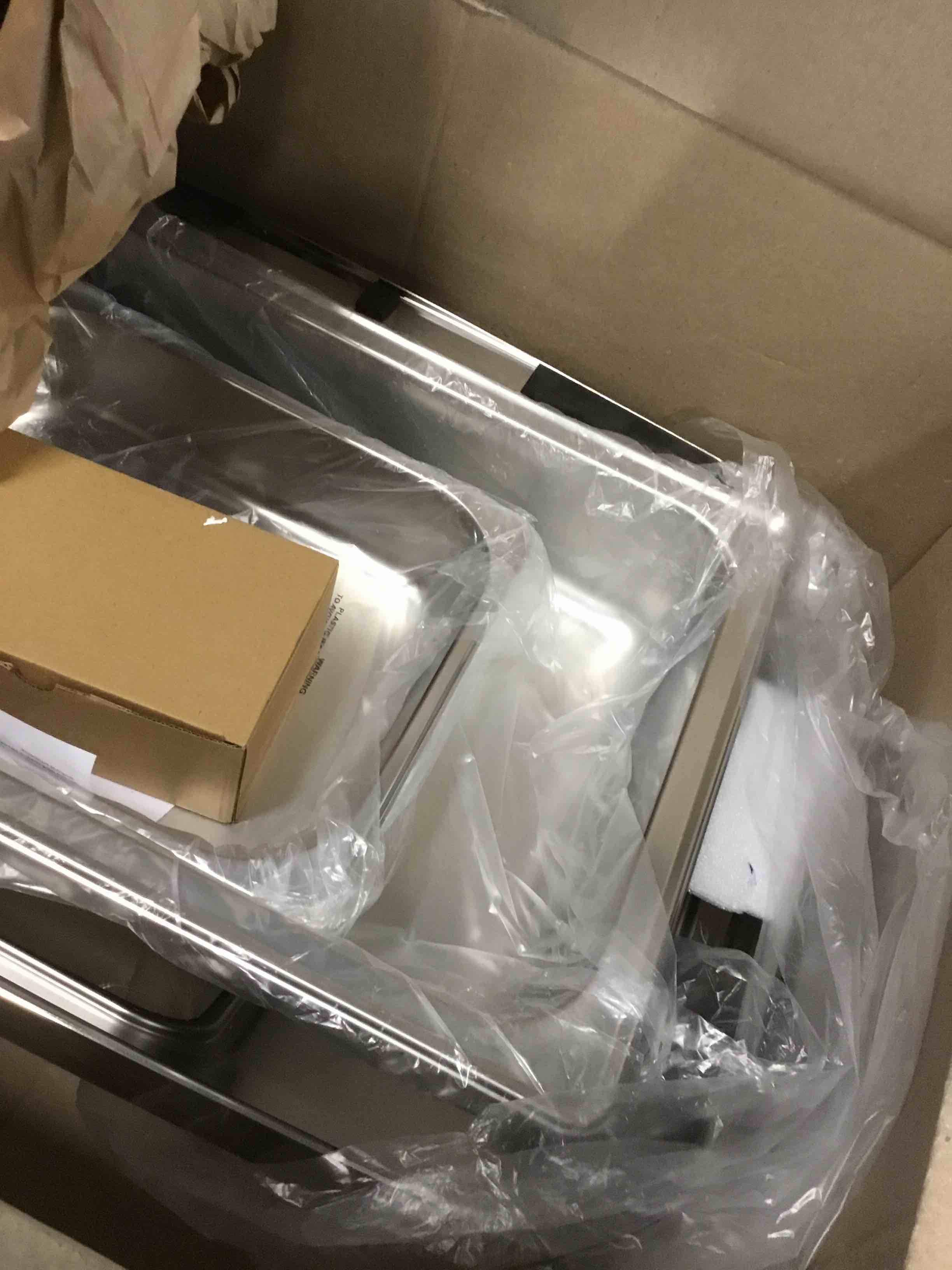 https://s3.amazonaws.com/lotting-images-prod/bidfta/GRN6432414_1717783290002.jpeg