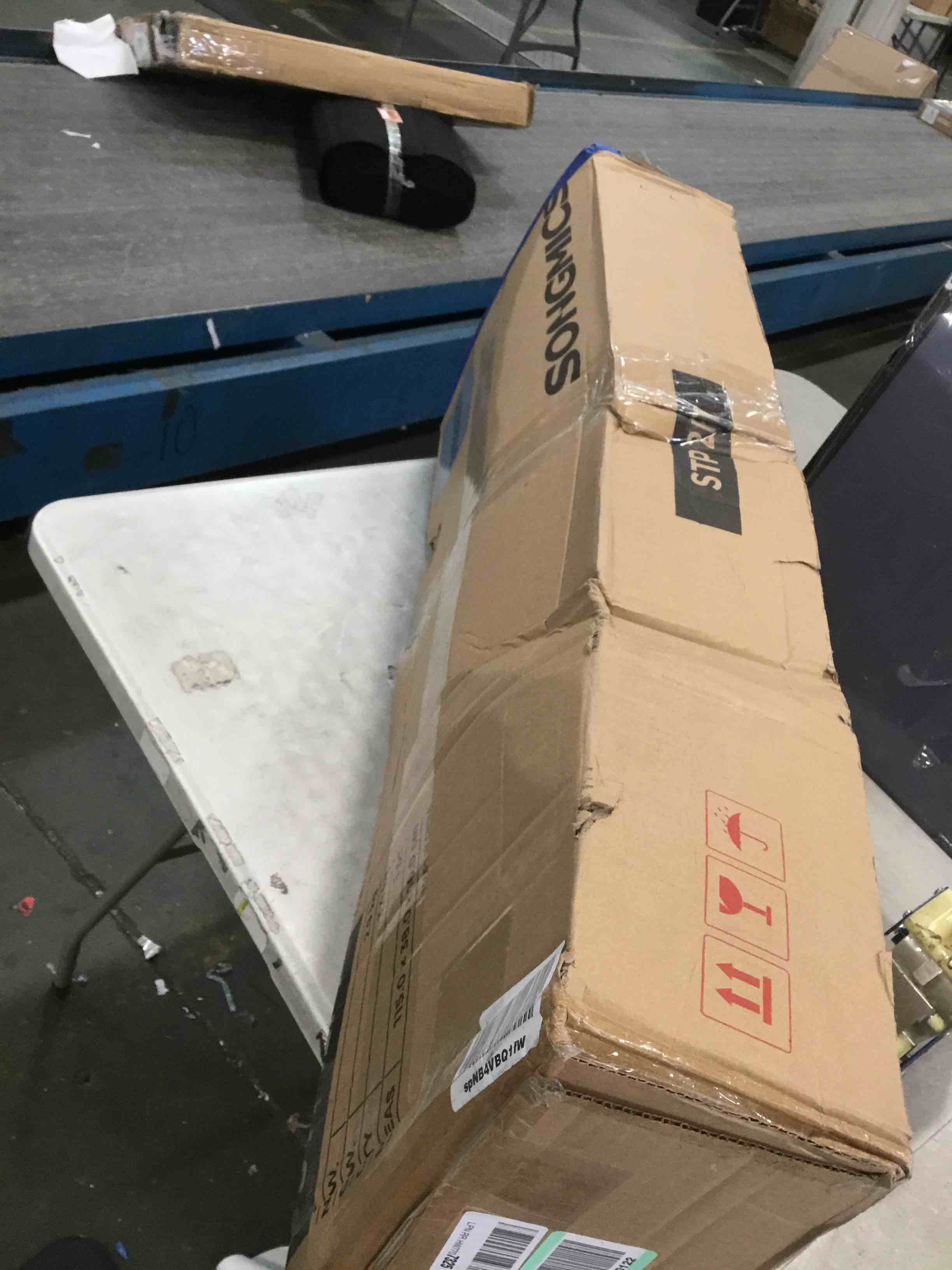 https://s3.amazonaws.com/lotting-images-prod/bidfta/GRN6432831_1717348750055.jpeg