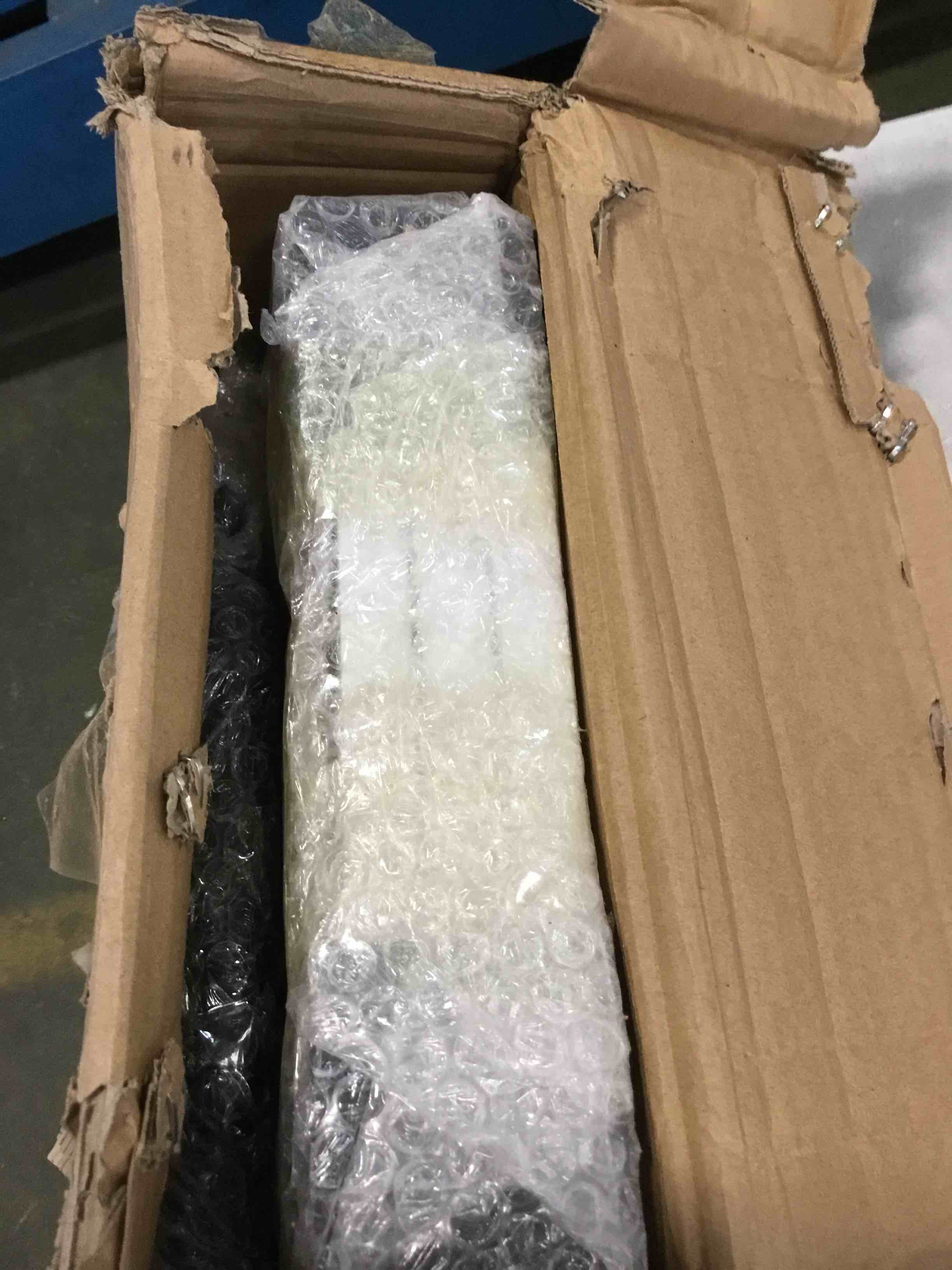 https://s3.amazonaws.com/lotting-images-prod/bidfta/GRN6433372_1717528756588.jpeg