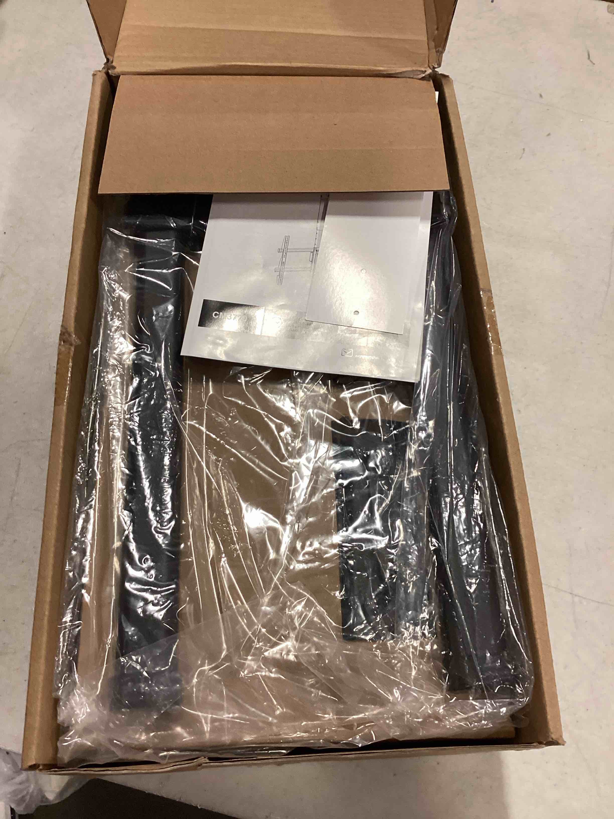 https://s3.amazonaws.com/lotting-images-prod/bidfta/GRN6434972_1717768282620.jpeg