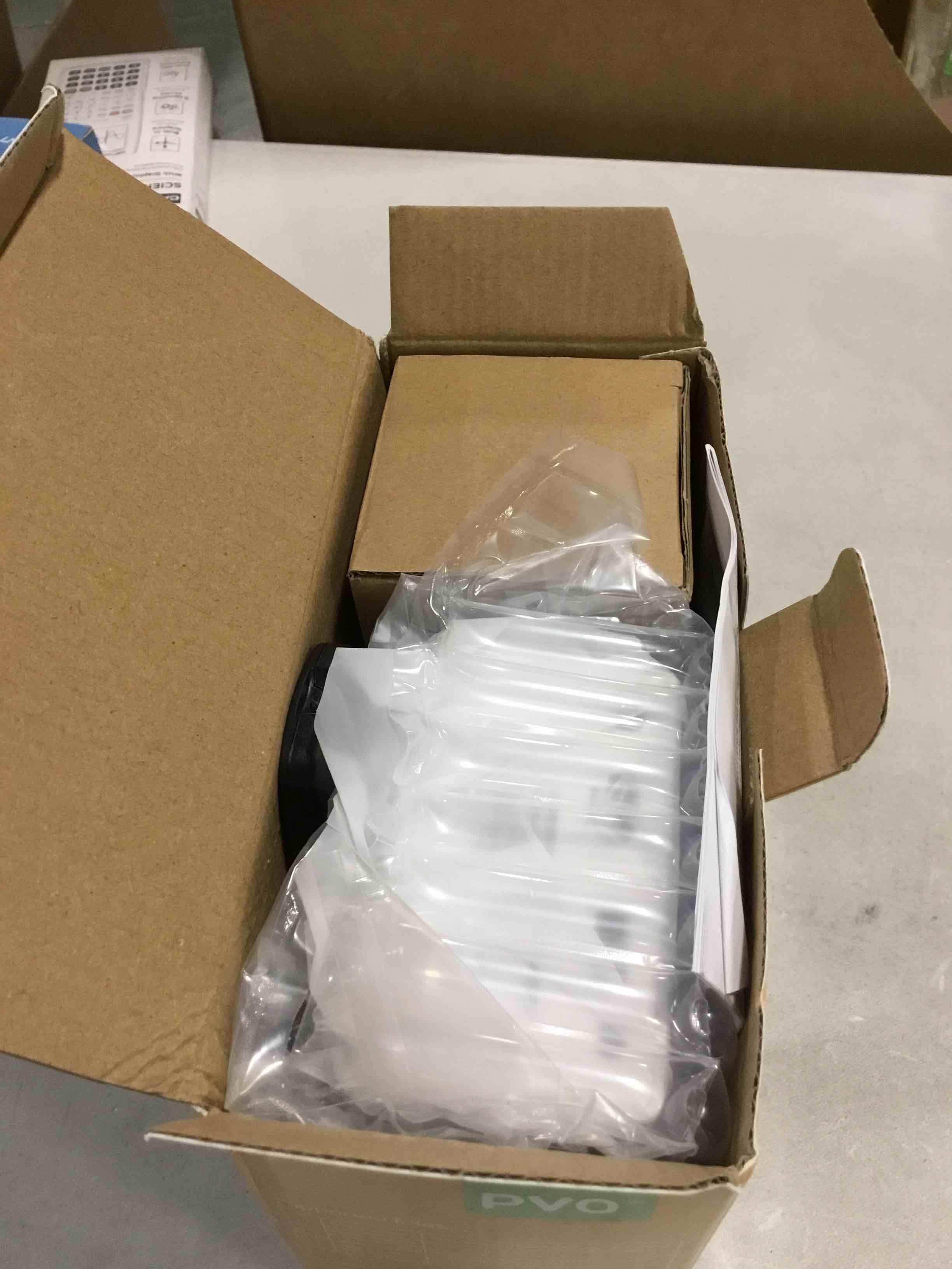 https://s3.amazonaws.com/lotting-images-prod/bidfta/GRN6436762_1717774003149.jpeg