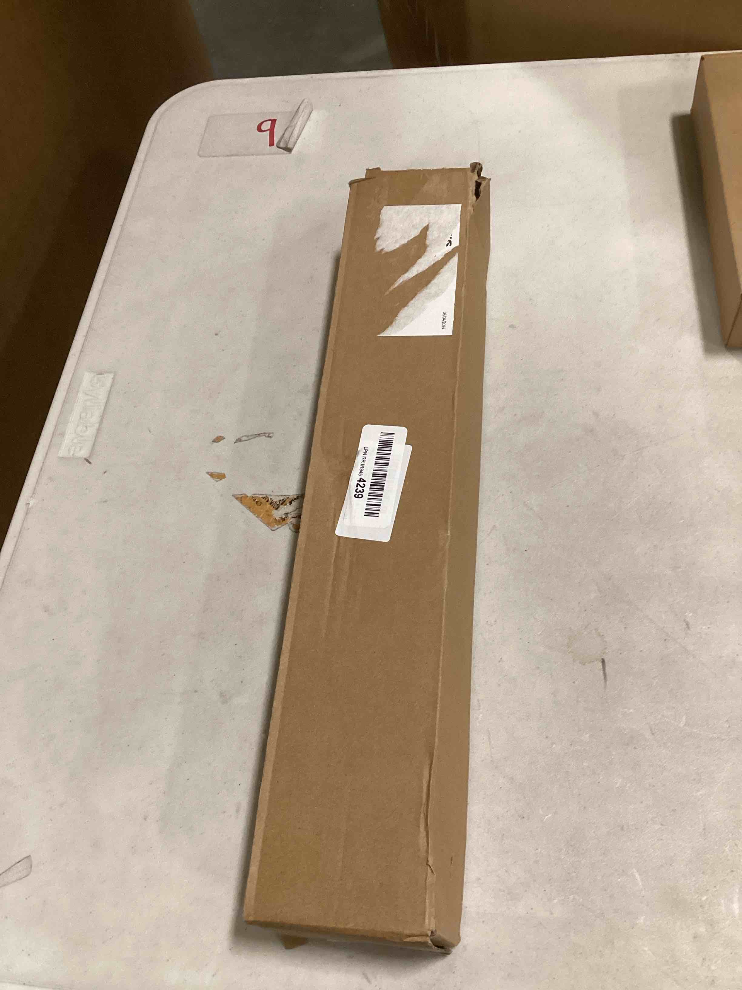 https://s3.amazonaws.com/lotting-images-prod/bidfta/GRN6437327_1717264525483.jpeg
