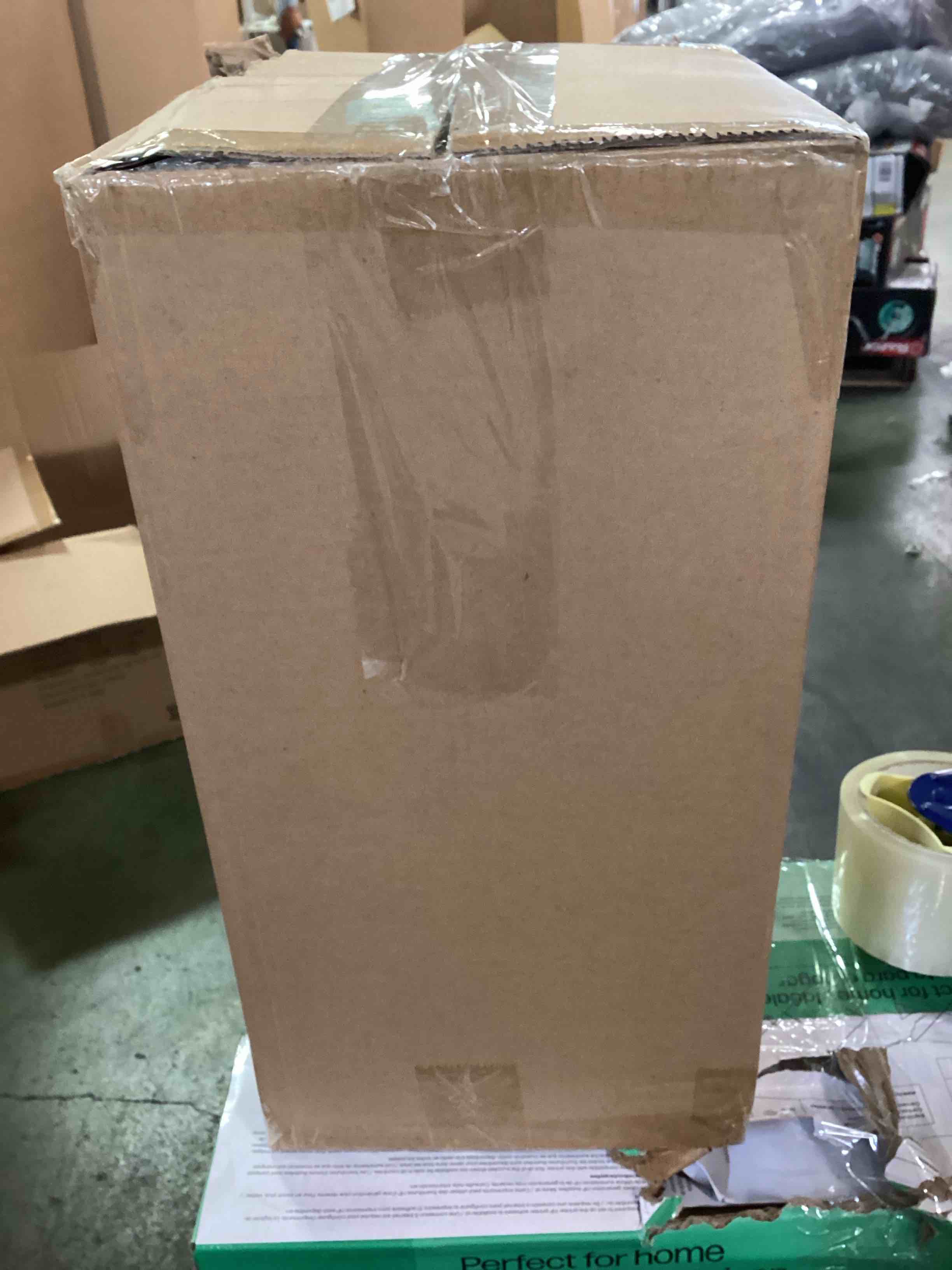 https://s3.amazonaws.com/lotting-images-prod/bidfta/GRN6437690_1717512457919.jpeg