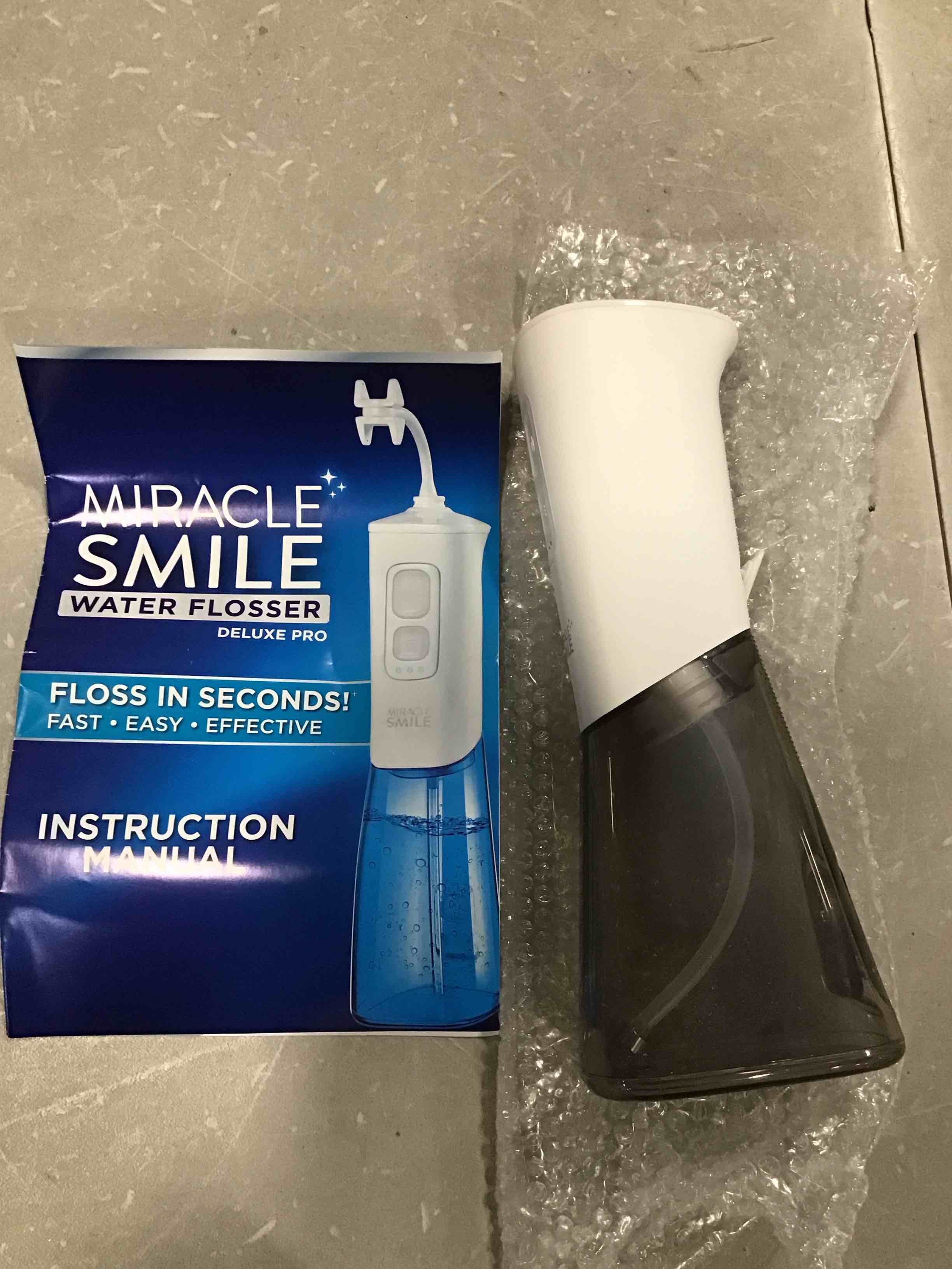 https://s3.amazonaws.com/lotting-images-prod/bidfta/GRN6439006_1717770967034.jpeg