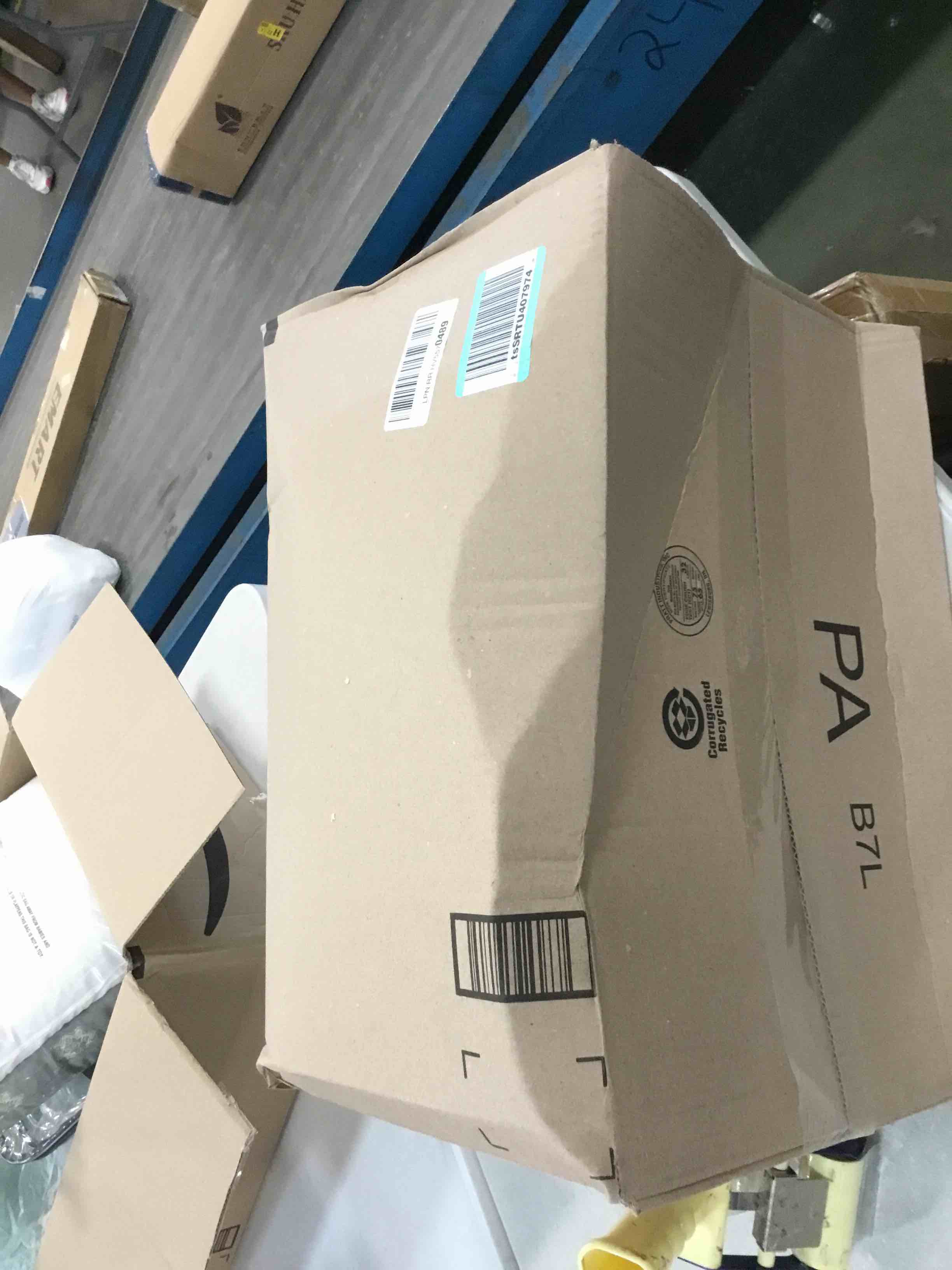 https://s3.amazonaws.com/lotting-images-prod/bidfta/GRN6440615_1717081803923.jpeg