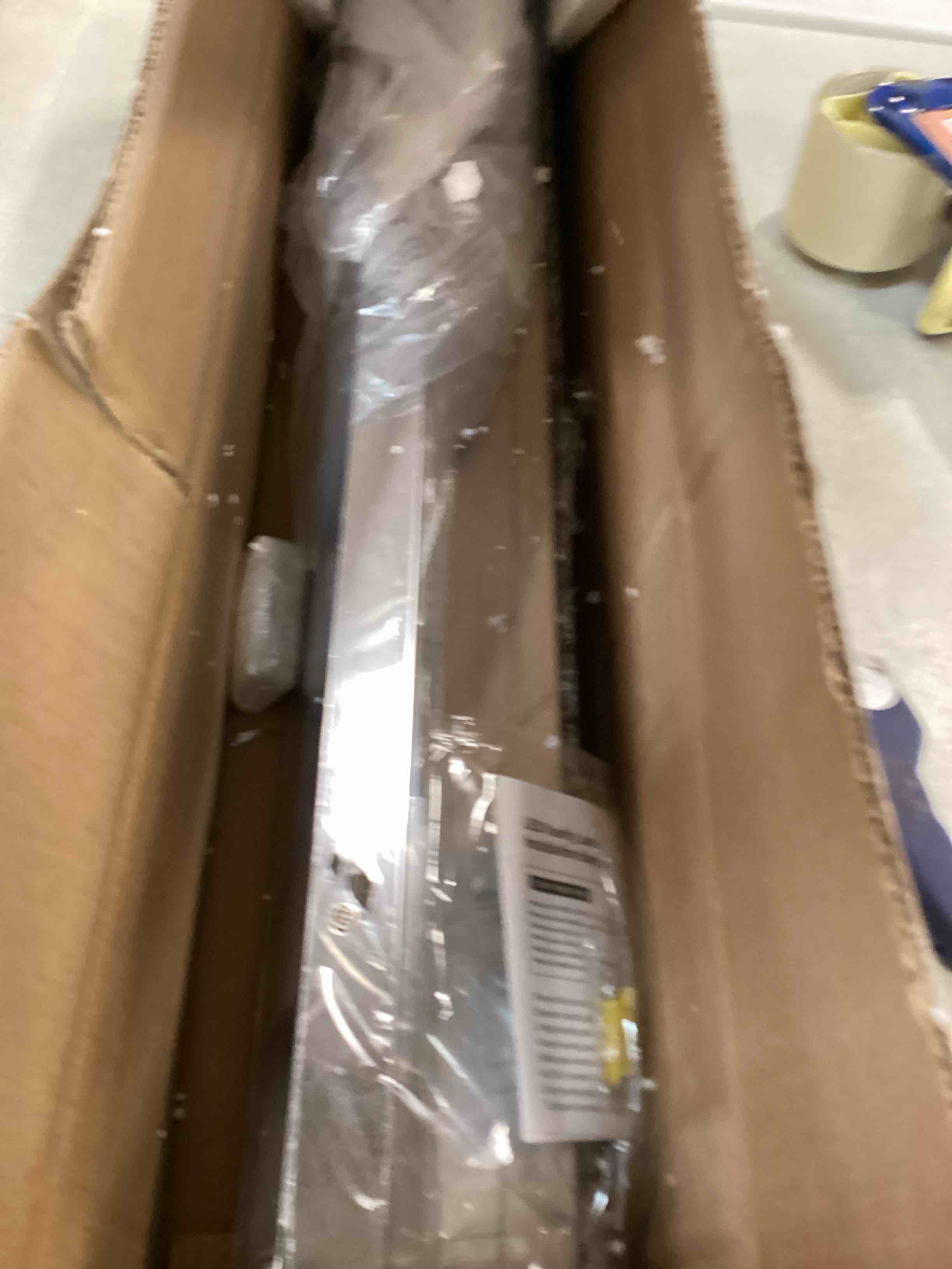 https://s3.amazonaws.com/lotting-images-prod/bidfta/GRN6443052_1716407805927.jpeg