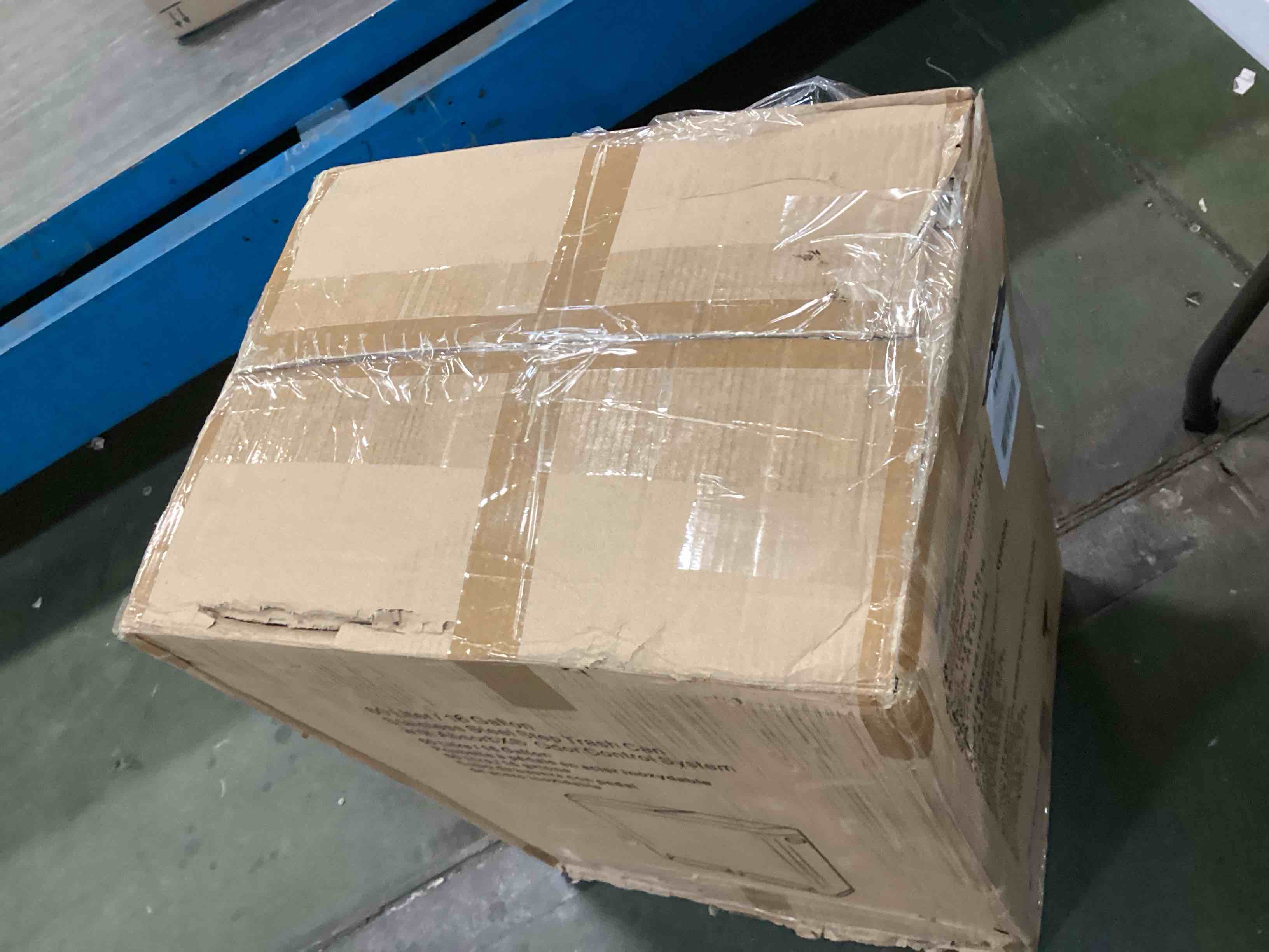 https://s3.amazonaws.com/lotting-images-prod/bidfta/GRN6443104_1716463578845.jpeg
