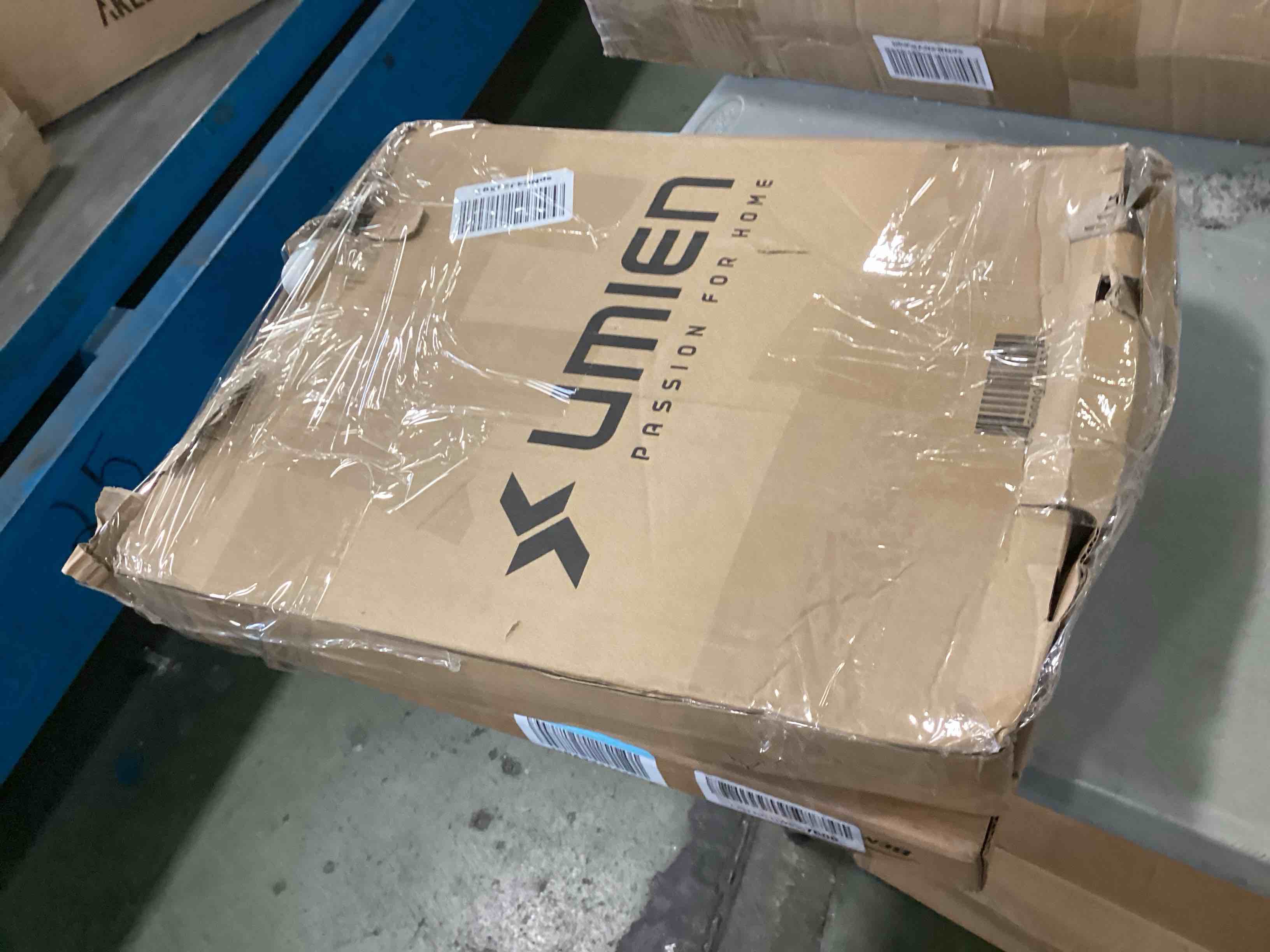 Assortment of Round Bowl Seats, fits all round toilets, different styles and different sizes, from different brands,