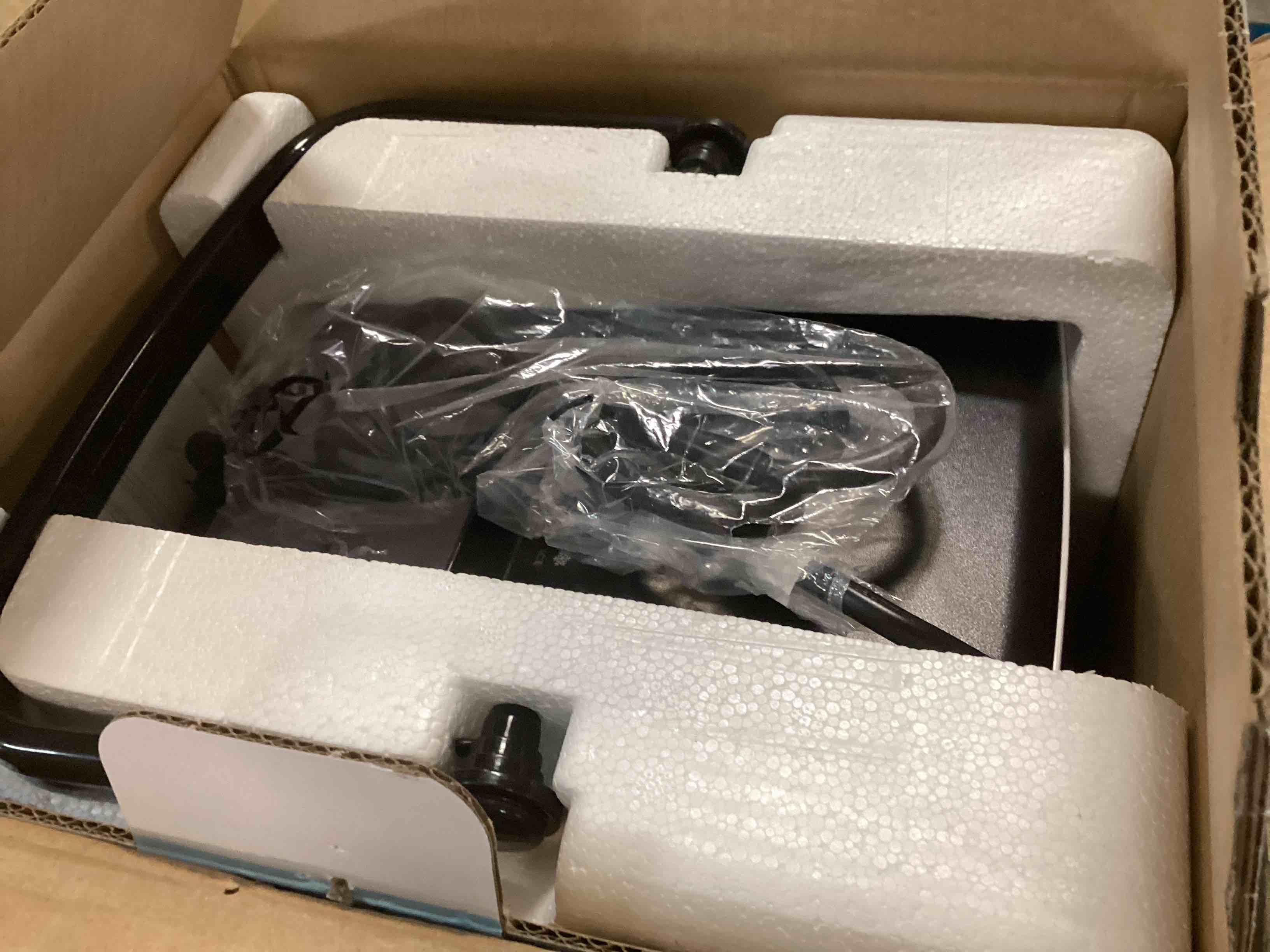 https://s3.amazonaws.com/lotting-images-prod/bidfta/GRN6444015_1717073615898.jpeg