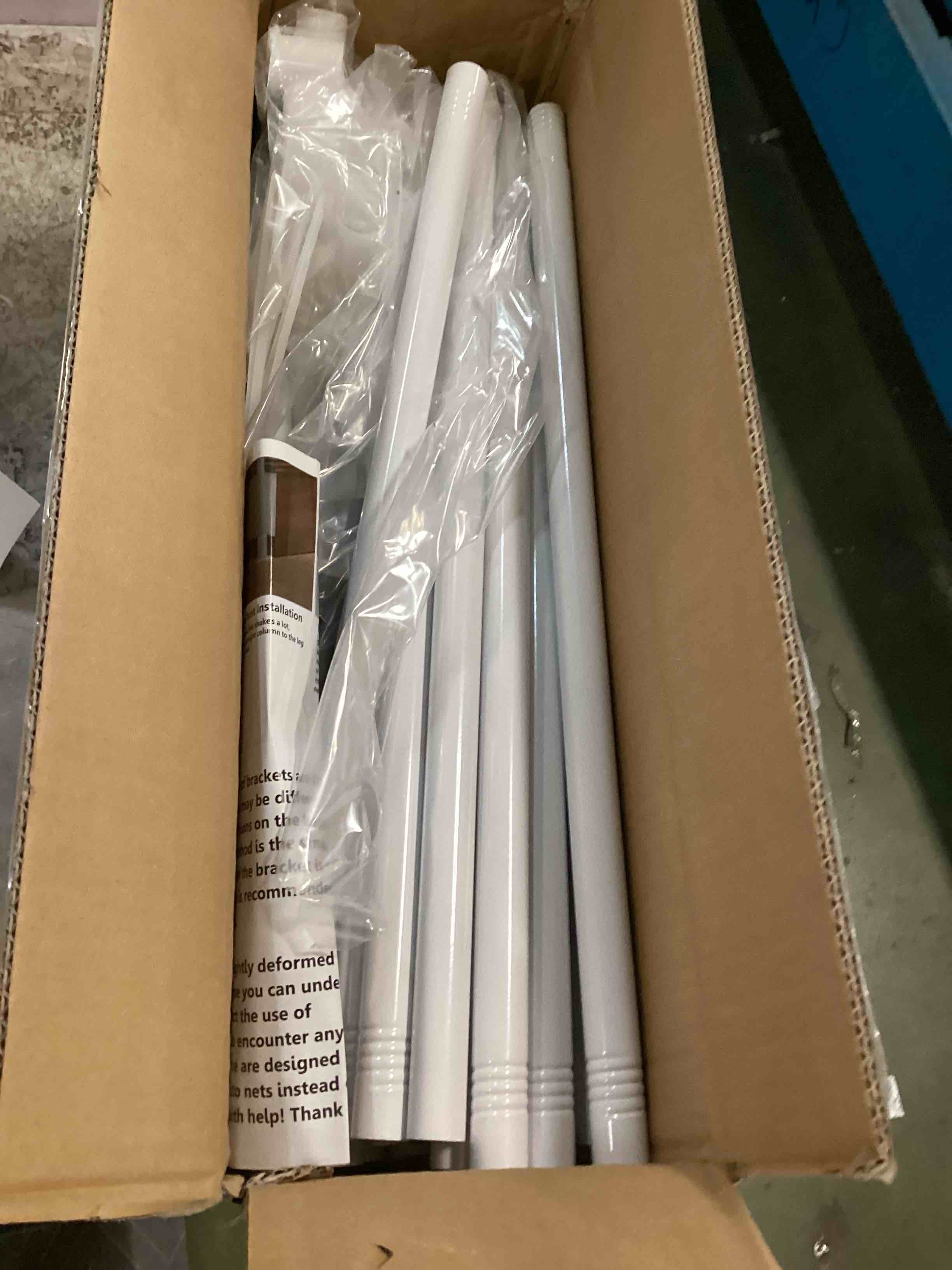 https://s3.amazonaws.com/lotting-images-prod/bidfta/GRN6444023_1717074480978.jpeg