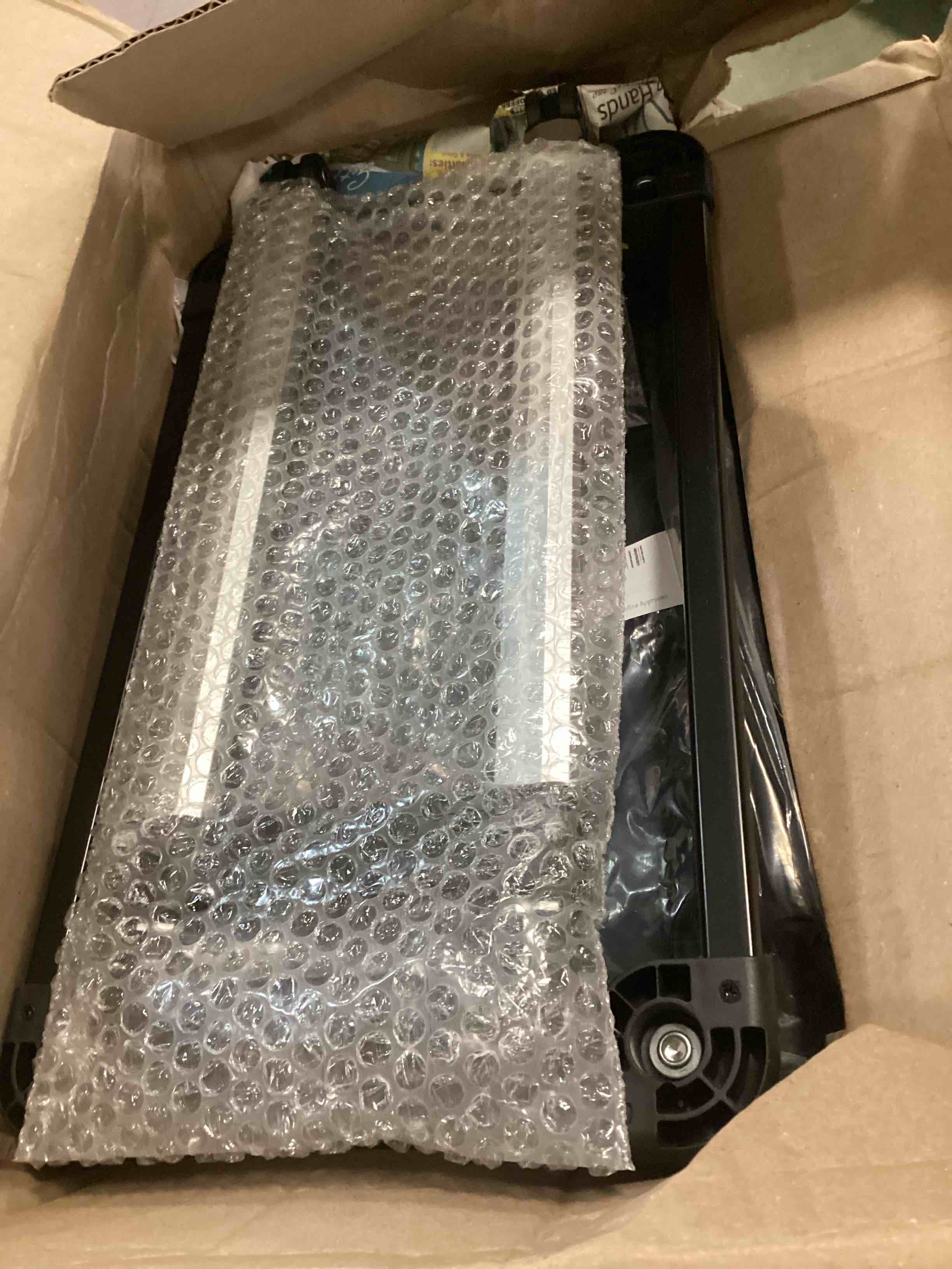 https://s3.amazonaws.com/lotting-images-prod/bidfta/GRN6444034_1717076185150.jpeg