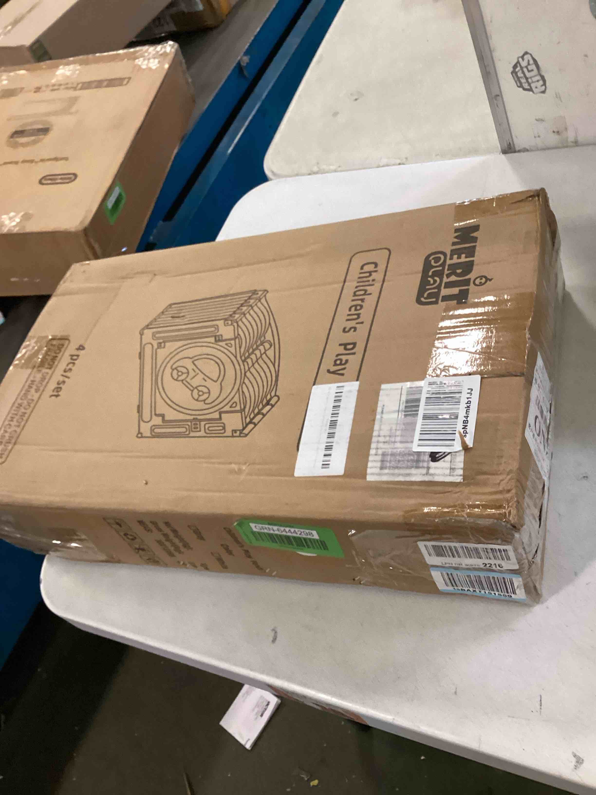 https://s3.amazonaws.com/lotting-images-prod/bidfta/GRN6444298_1717167865014.jpeg