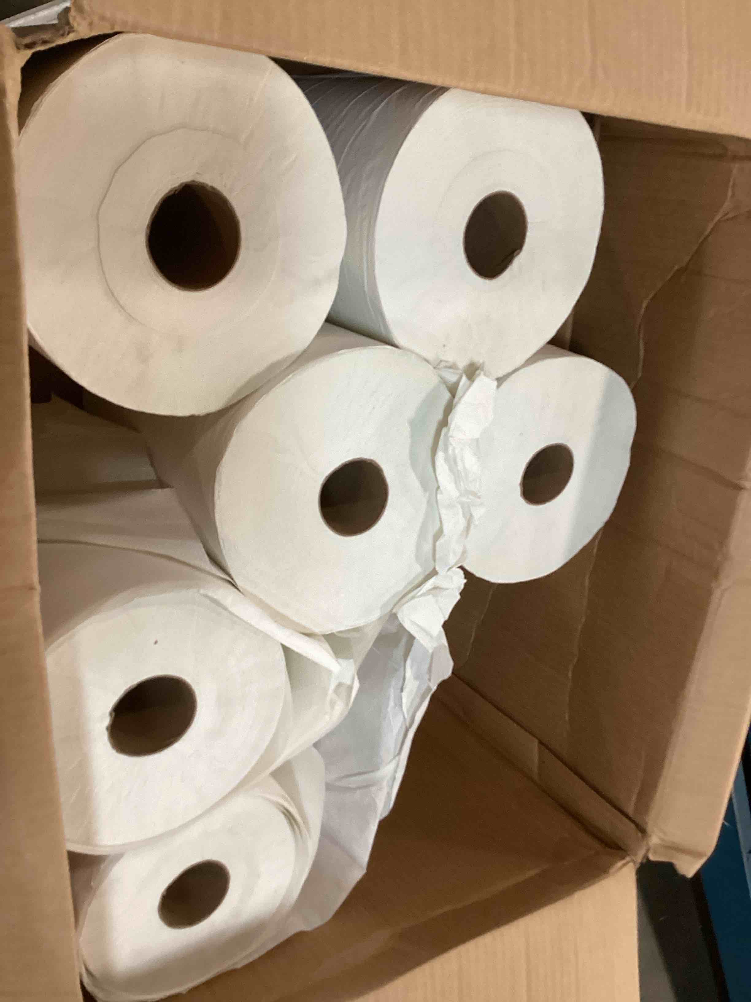 https://s3.amazonaws.com/lotting-images-prod/bidfta/GRN6445080_1716917412449.jpeg
