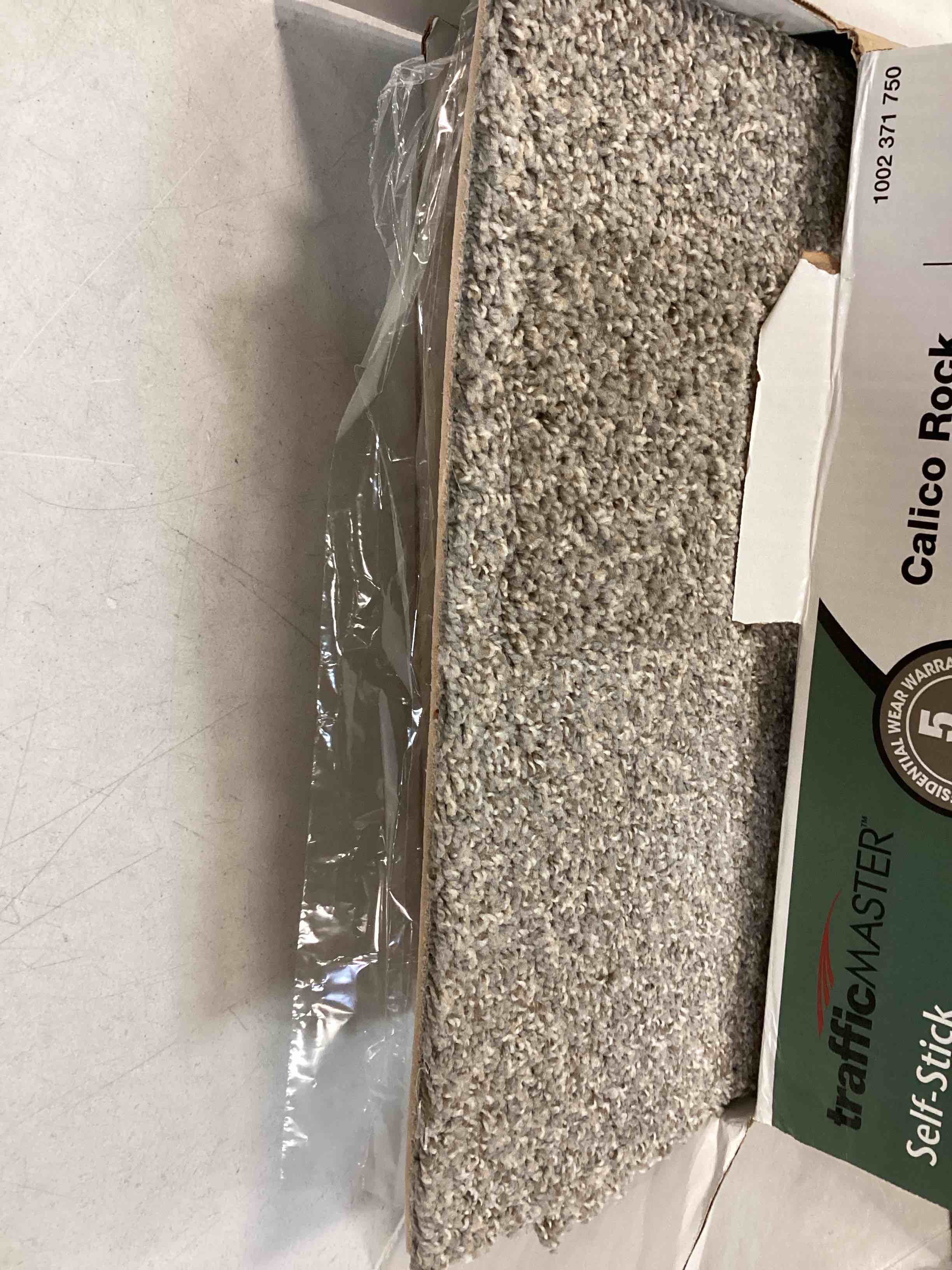 https://s3.amazonaws.com/lotting-images-prod/bidfta/GRN6445403_1717080030980.jpeg