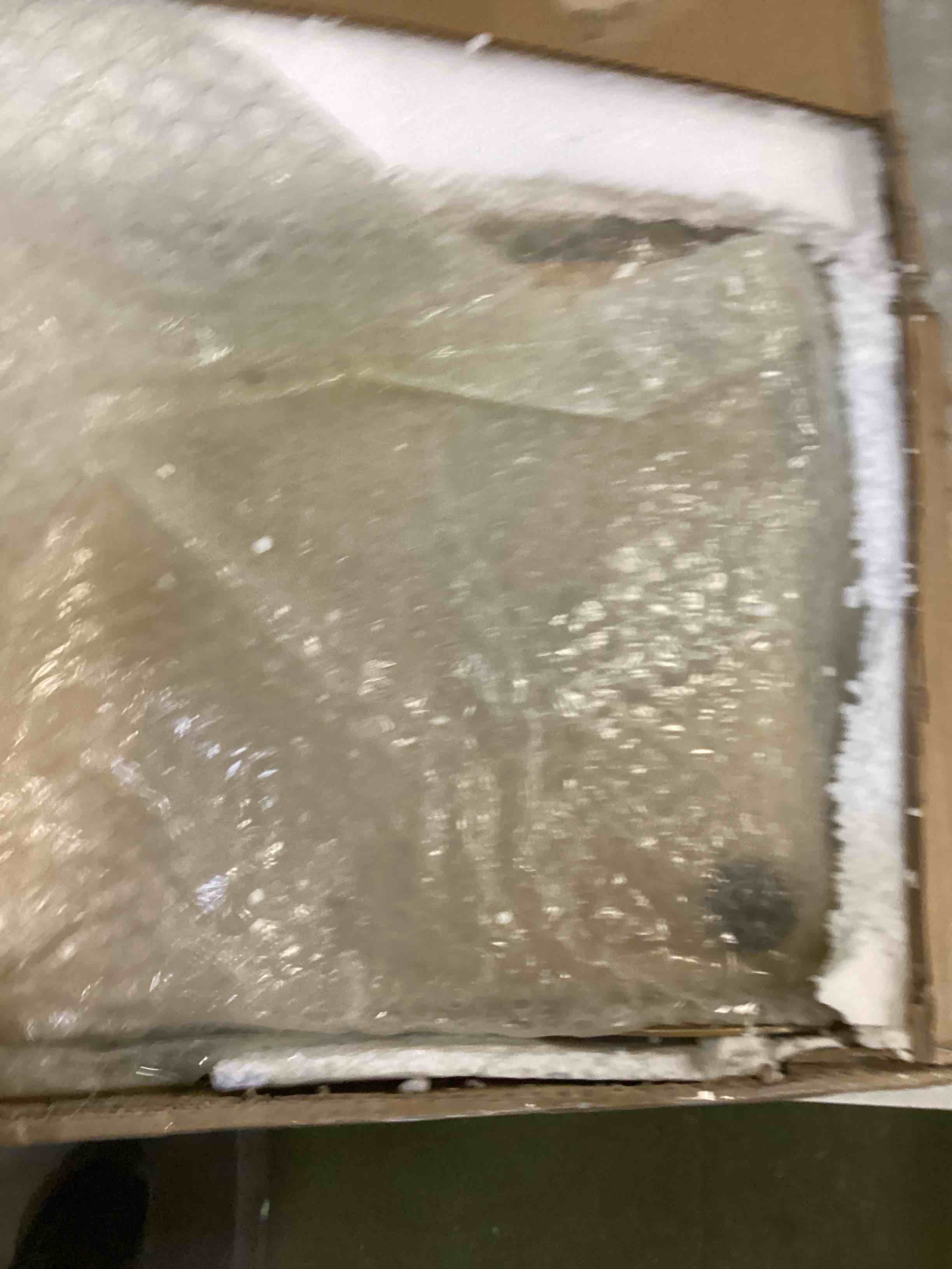 https://s3.amazonaws.com/lotting-images-prod/bidfta/GRN6446550_1716313958856.jpeg