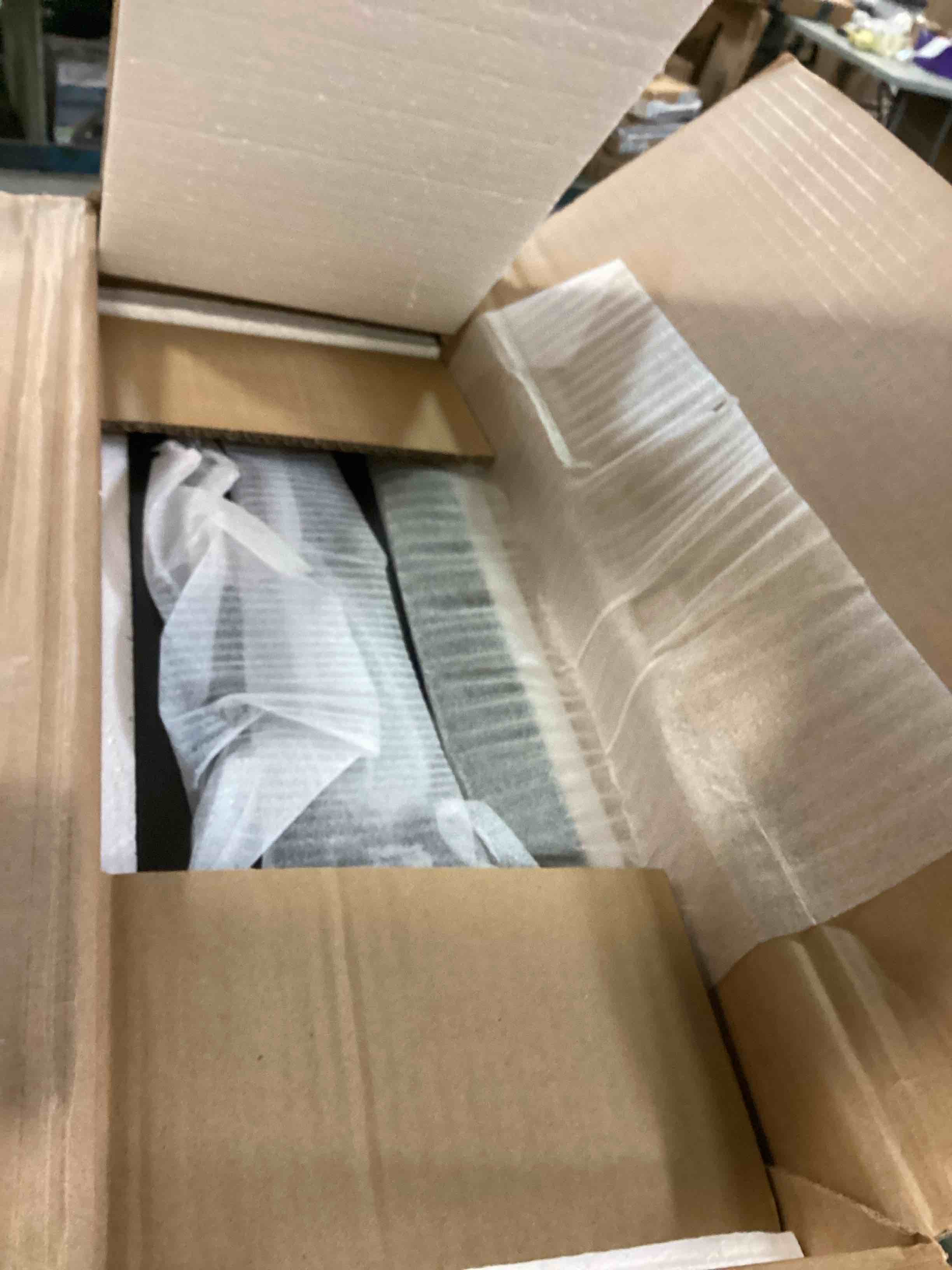 https://s3.amazonaws.com/lotting-images-prod/bidfta/GRN6446737_1716391987039.jpeg