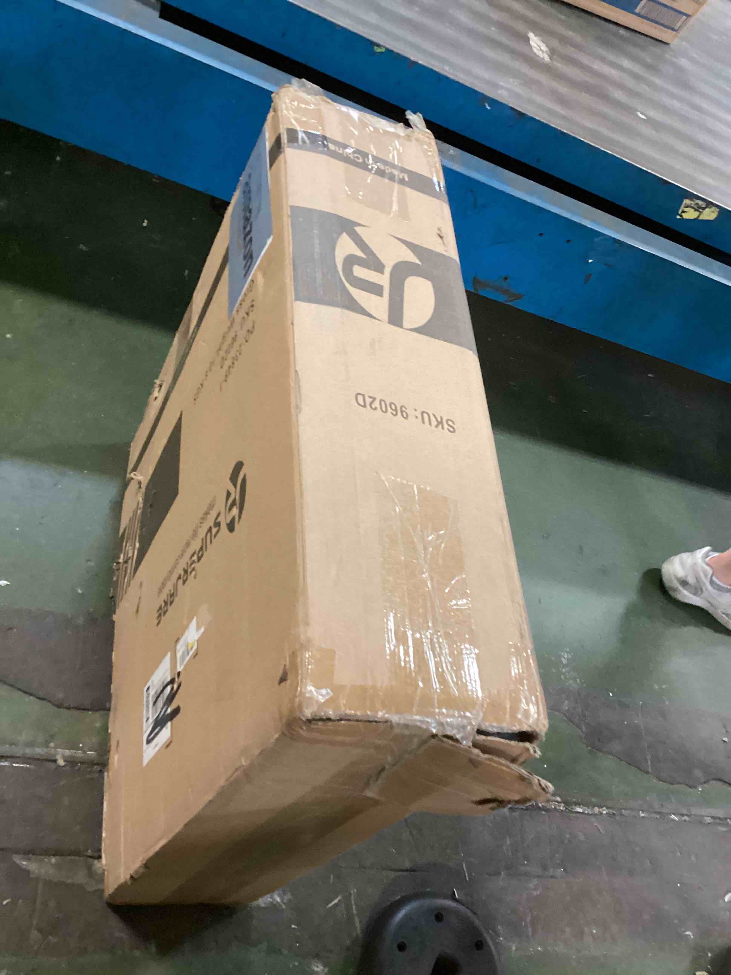 https://s3.amazonaws.com/lotting-images-prod/bidfta/GRN6446846_1716407130571.jpeg