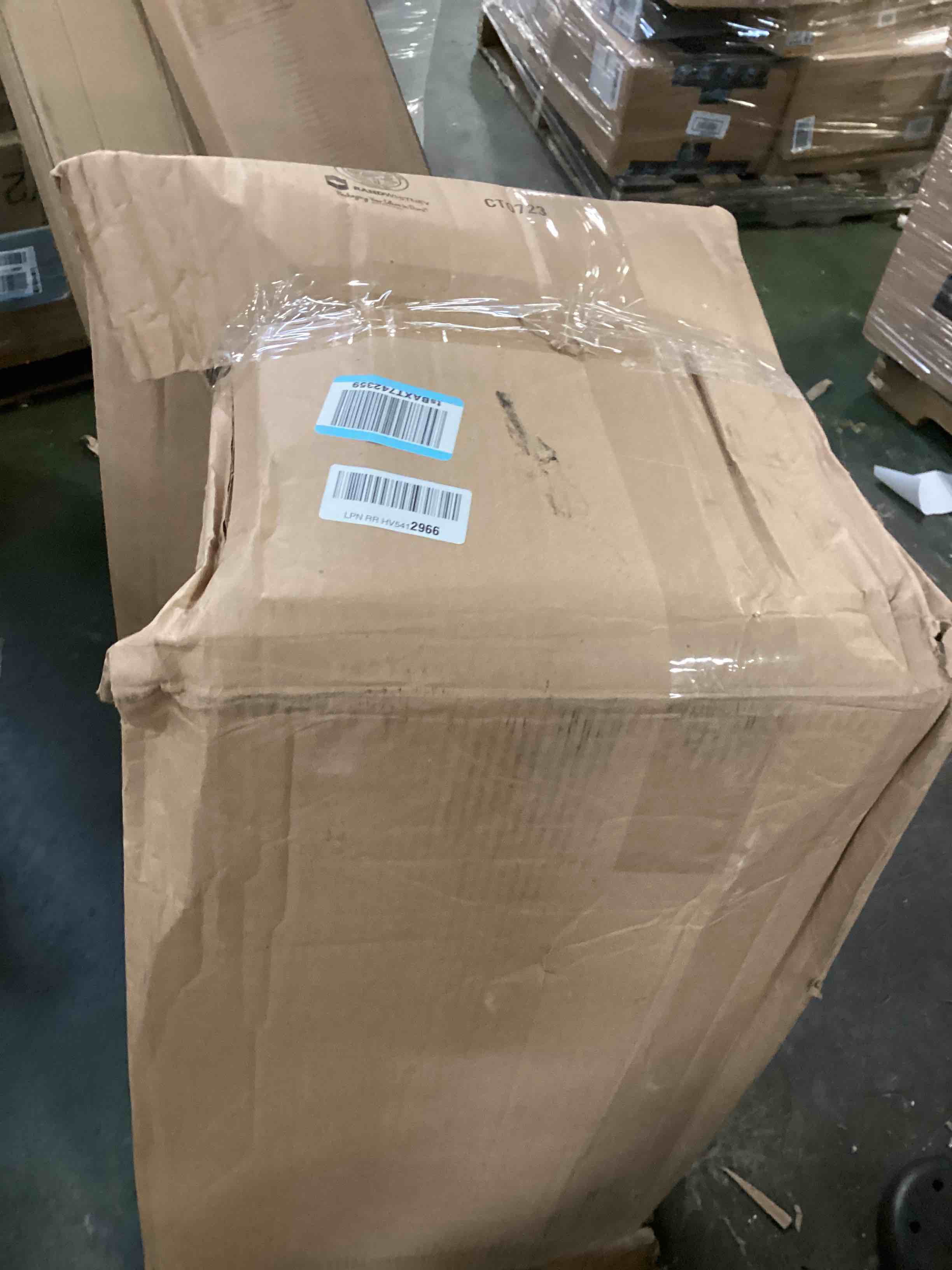https://s3.amazonaws.com/lotting-images-prod/bidfta/GRN6446940_1716471196406.jpeg
