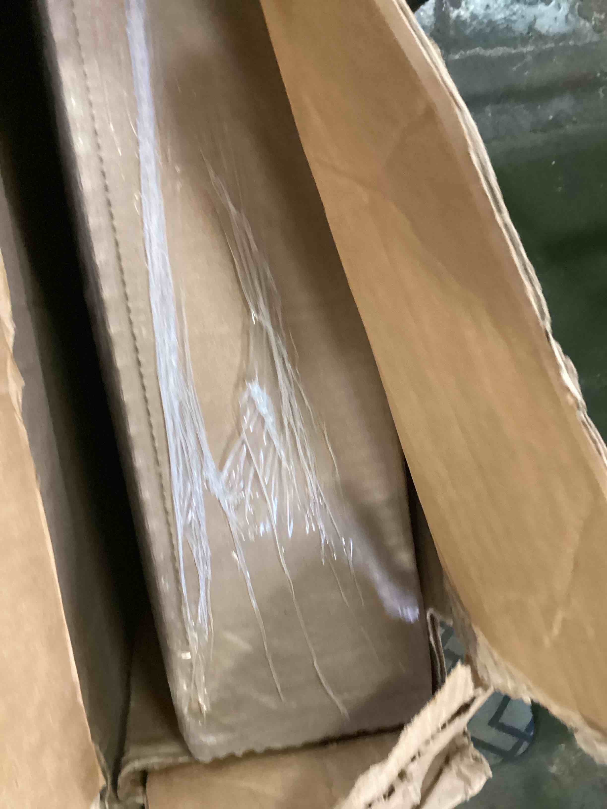 https://s3.amazonaws.com/lotting-images-prod/bidfta/GRN6446995_1716481857961.jpeg