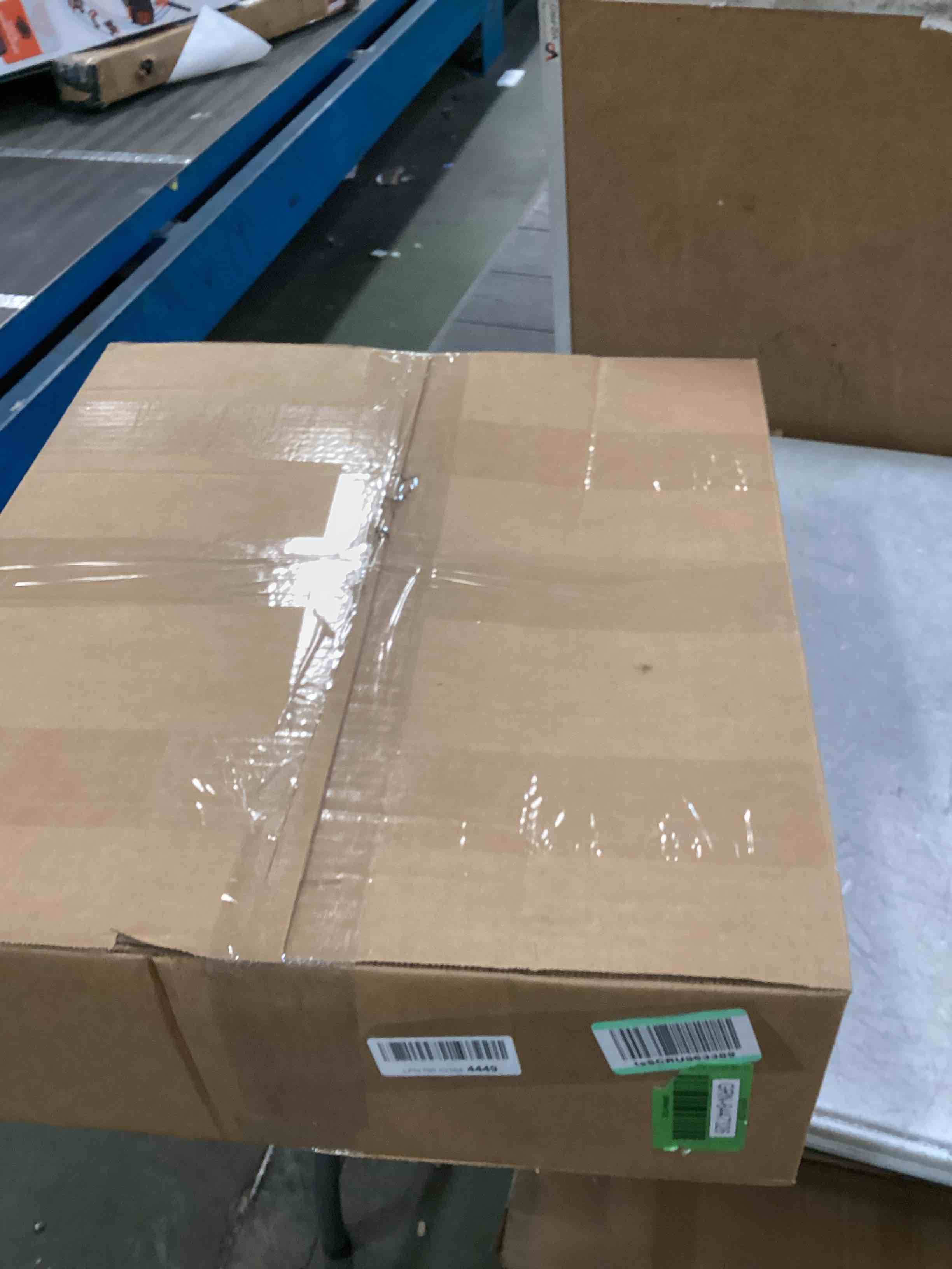 https://s3.amazonaws.com/lotting-images-prod/bidfta/GRN6447326_1716900446606.jpeg