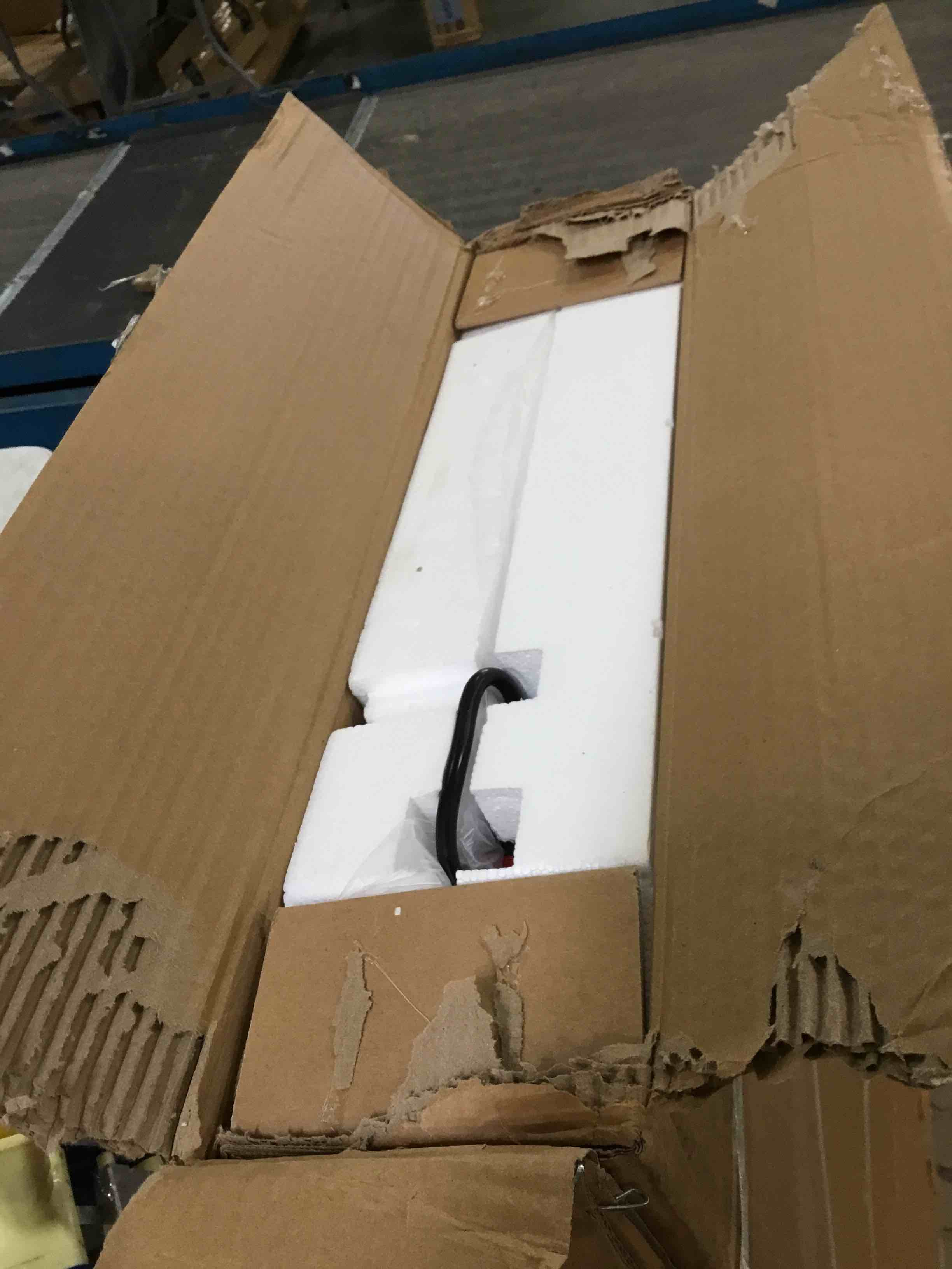https://s3.amazonaws.com/lotting-images-prod/bidfta/GRN6448139_1716301500894.jpeg