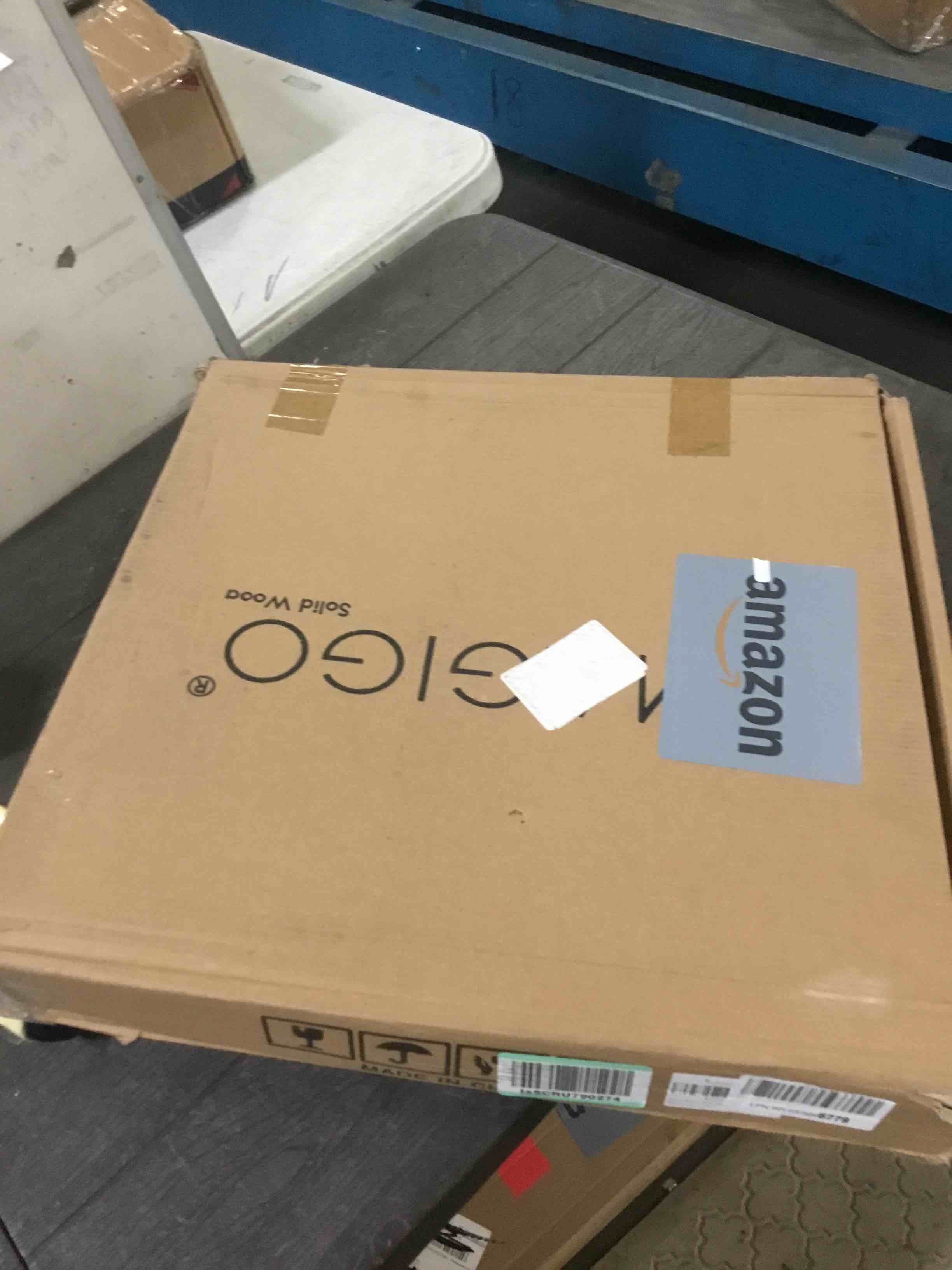 https://s3.amazonaws.com/lotting-images-prod/bidfta/GRN6448173_1716305750811.jpeg