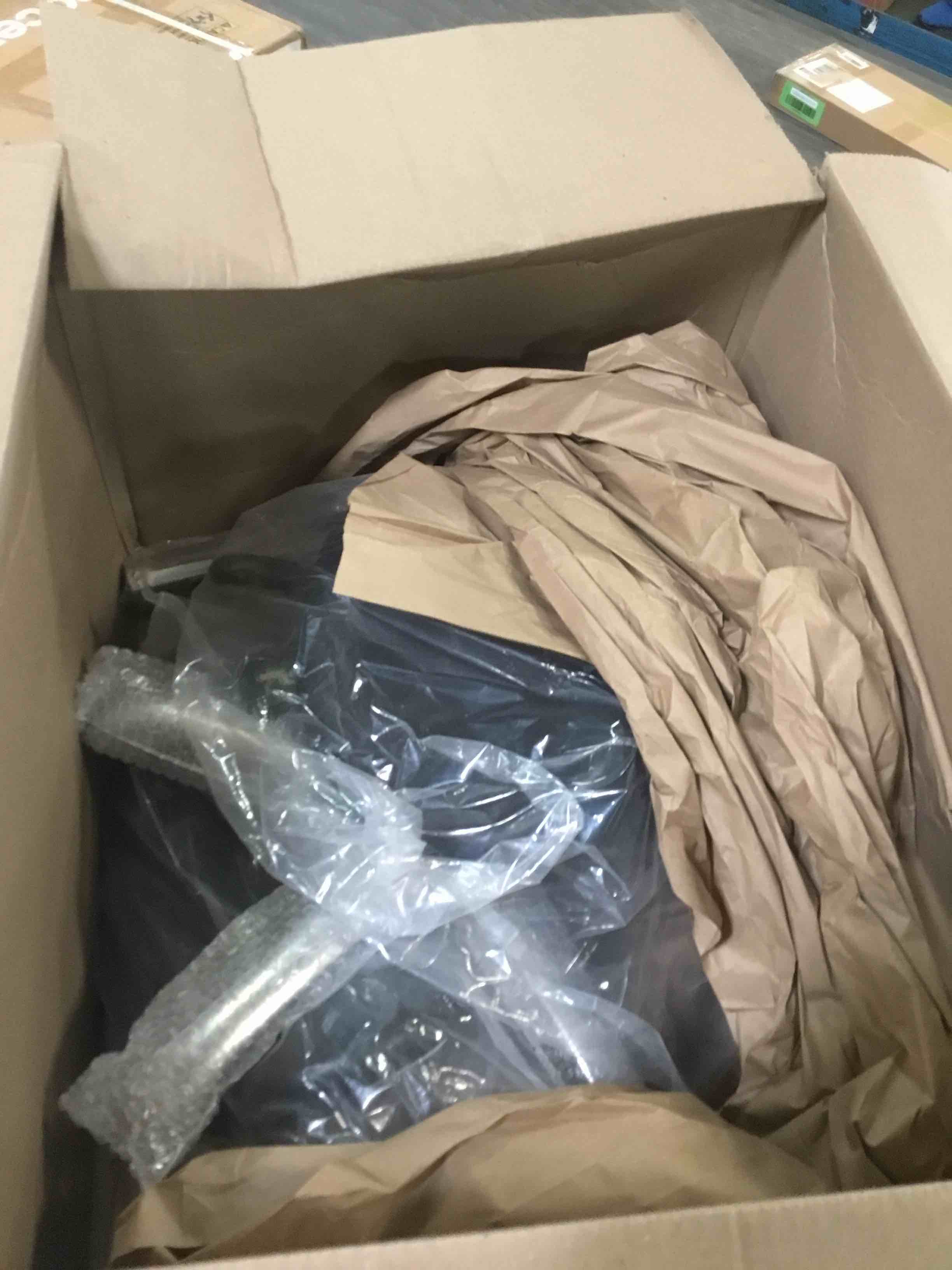 https://s3.amazonaws.com/lotting-images-prod/bidfta/GRN6448177_1716306206958.jpeg