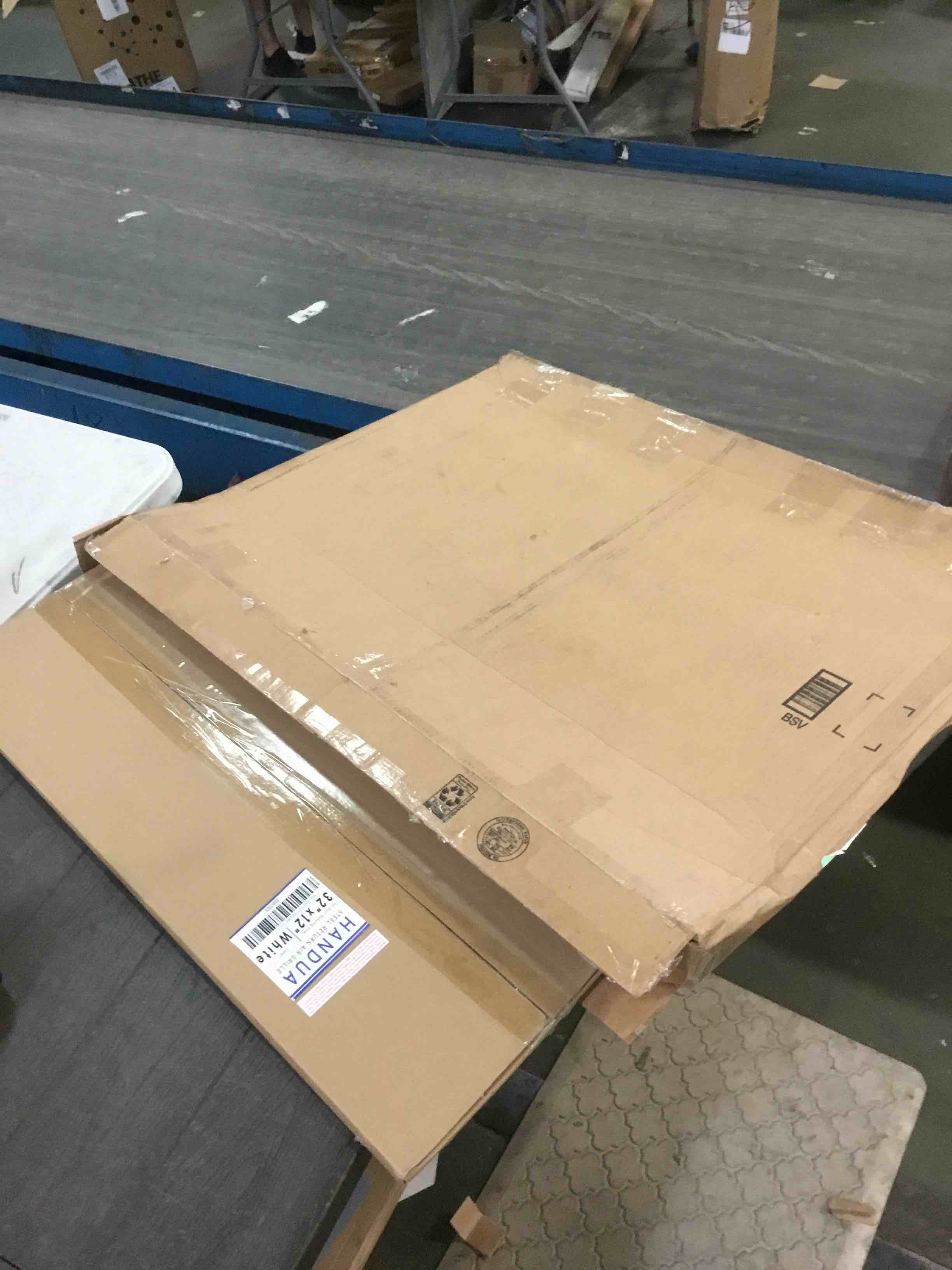 https://s3.amazonaws.com/lotting-images-prod/bidfta/GRN6448229_1716314156707.jpeg