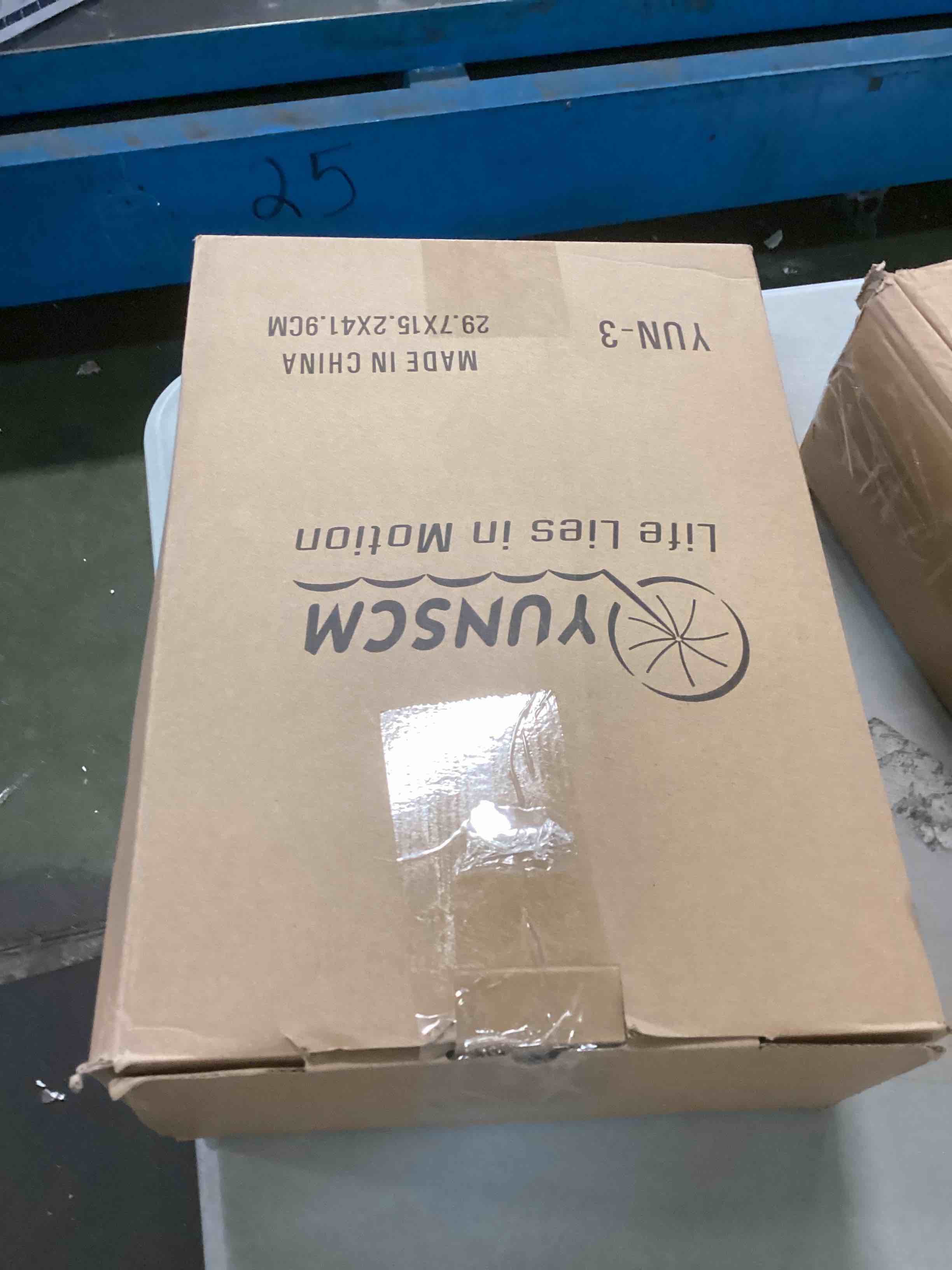 https://s3.amazonaws.com/lotting-images-prod/bidfta/GRN6449152_1716058367053.jpeg