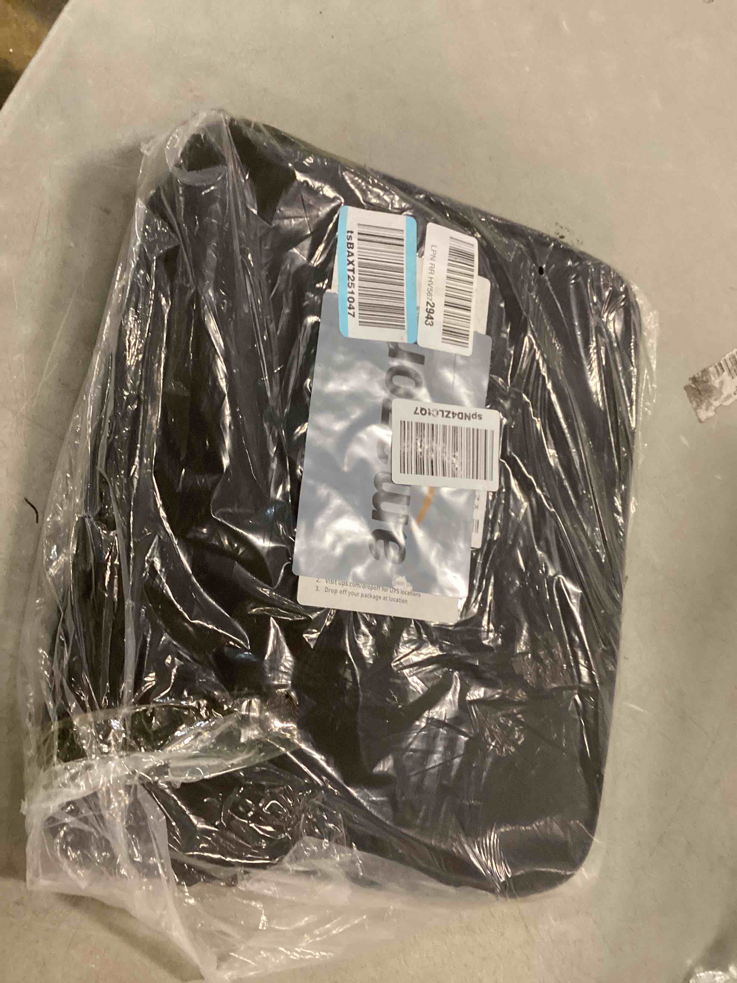 https://s3.amazonaws.com/lotting-images-prod/bidfta/GRN6449186_1716118894039.jpeg