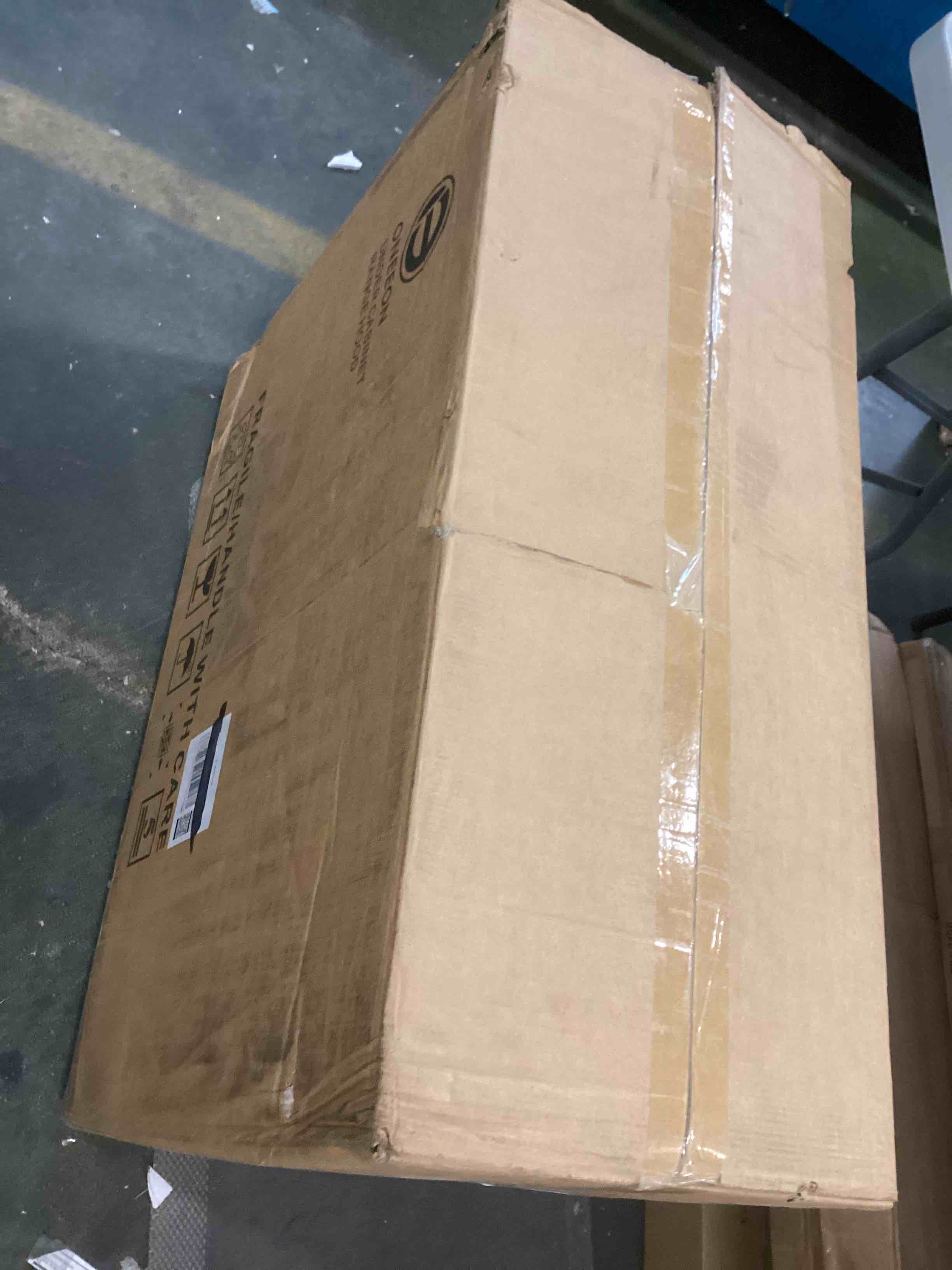 https://s3.amazonaws.com/lotting-images-prod/bidfta/GRN6449336_1716137252451.jpeg