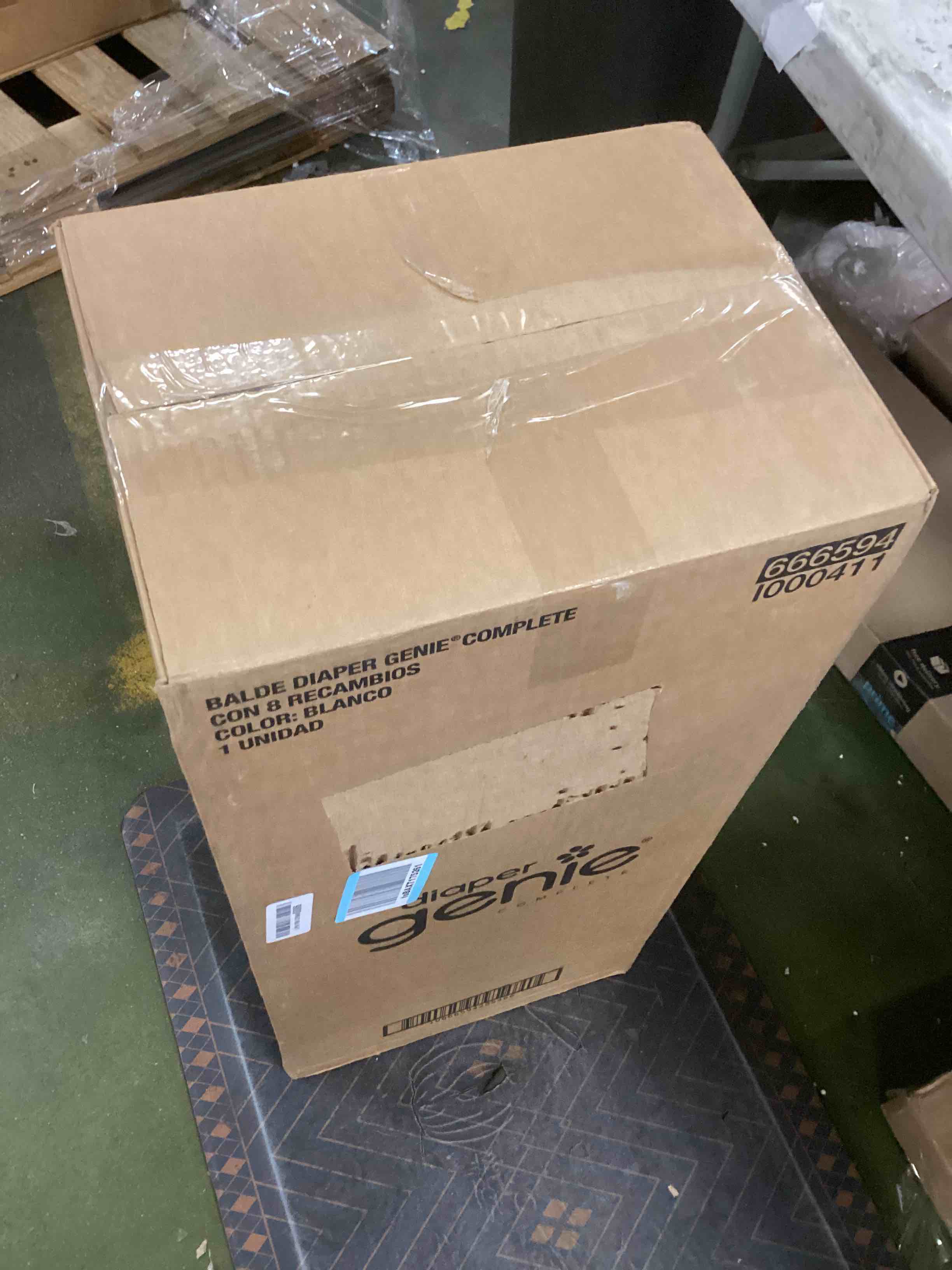https://s3.amazonaws.com/lotting-images-prod/bidfta/GRN6449472_1716210933573.jpeg