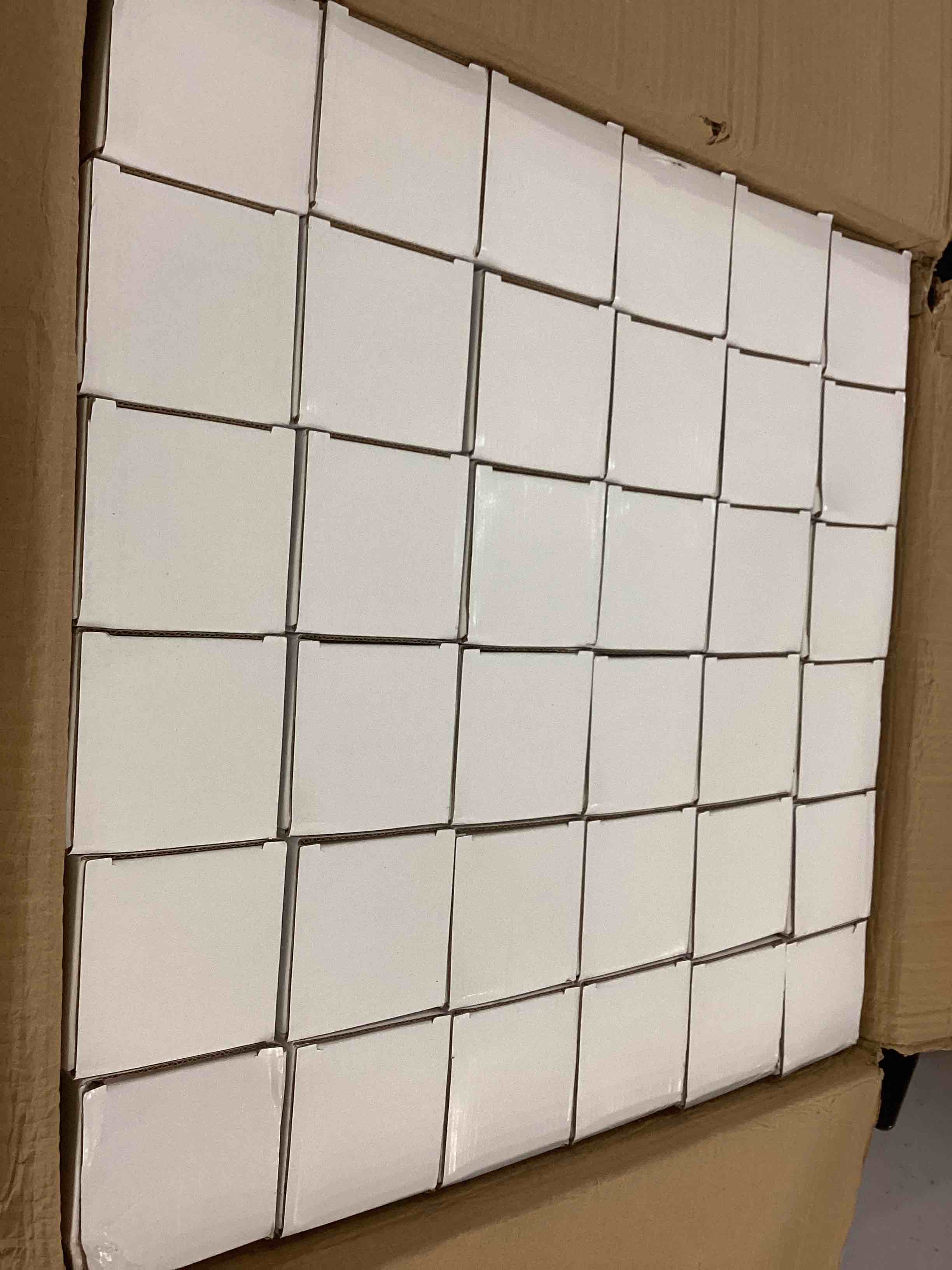 https://s3.amazonaws.com/lotting-images-prod/bidfta/GRN6449473_1716211056912.jpeg