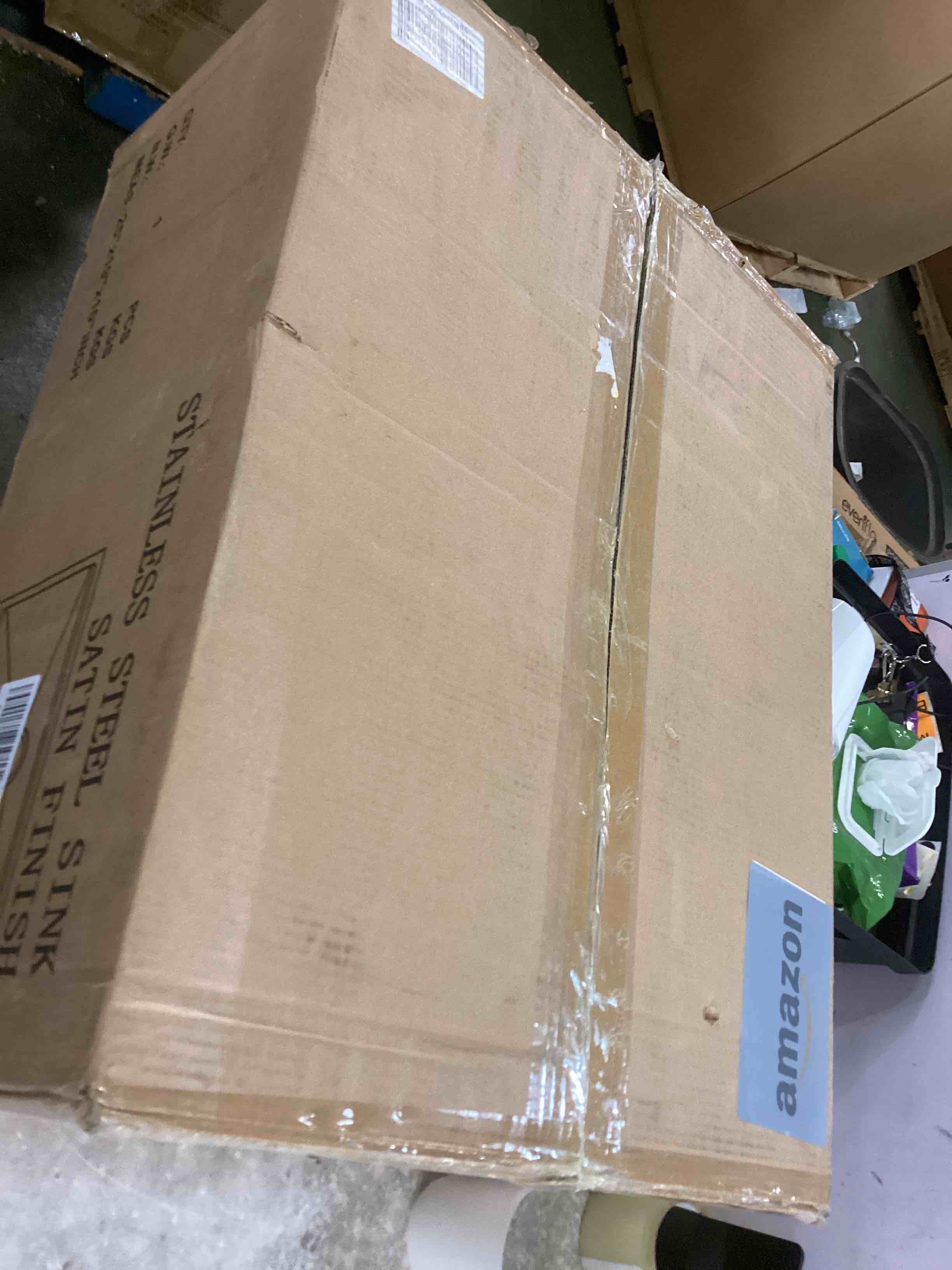 https://s3.amazonaws.com/lotting-images-prod/bidfta/GRN6449639_1716233255928.jpeg