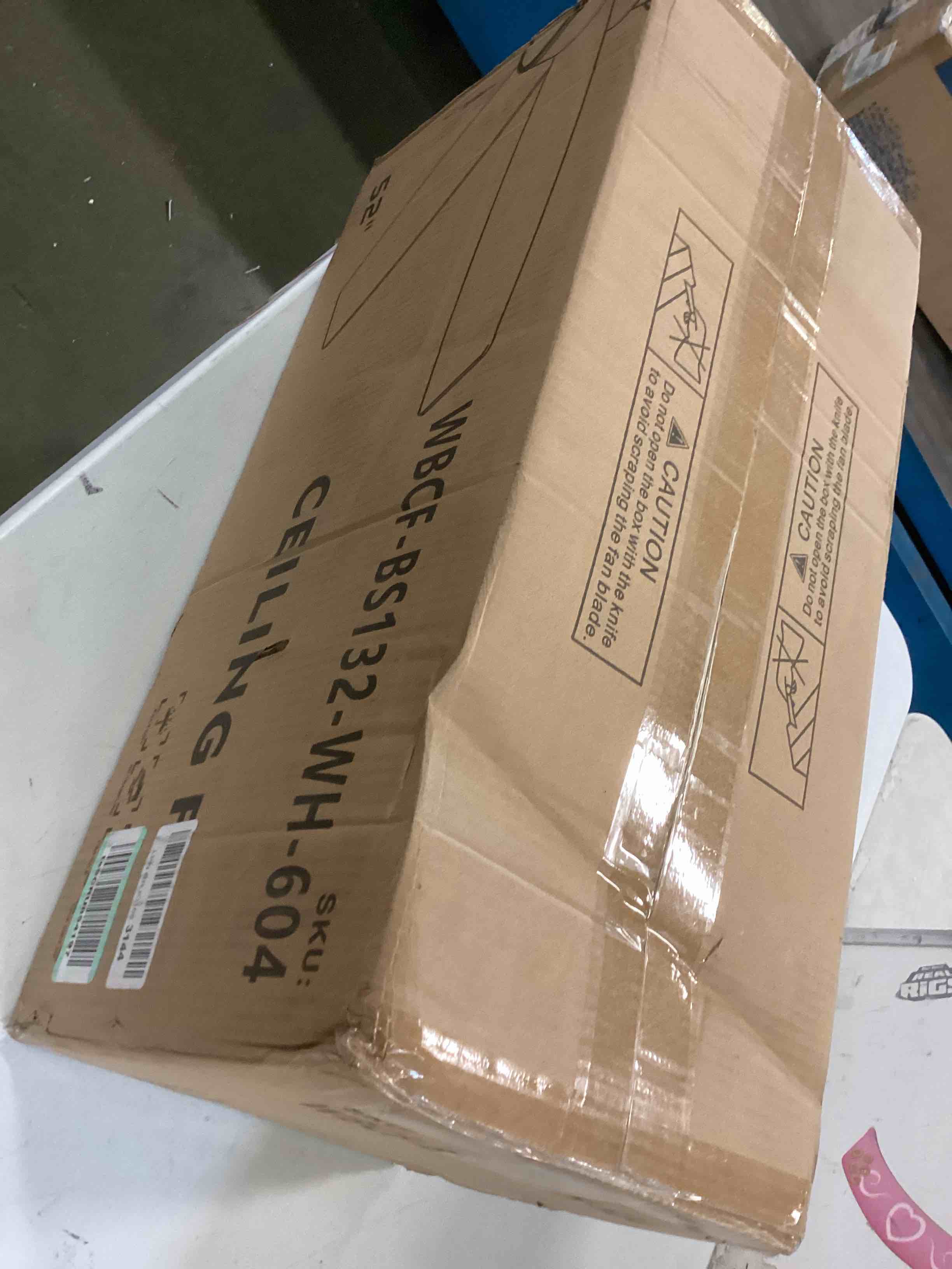 https://s3.amazonaws.com/lotting-images-prod/bidfta/GRN6449906_1716319830675.jpeg