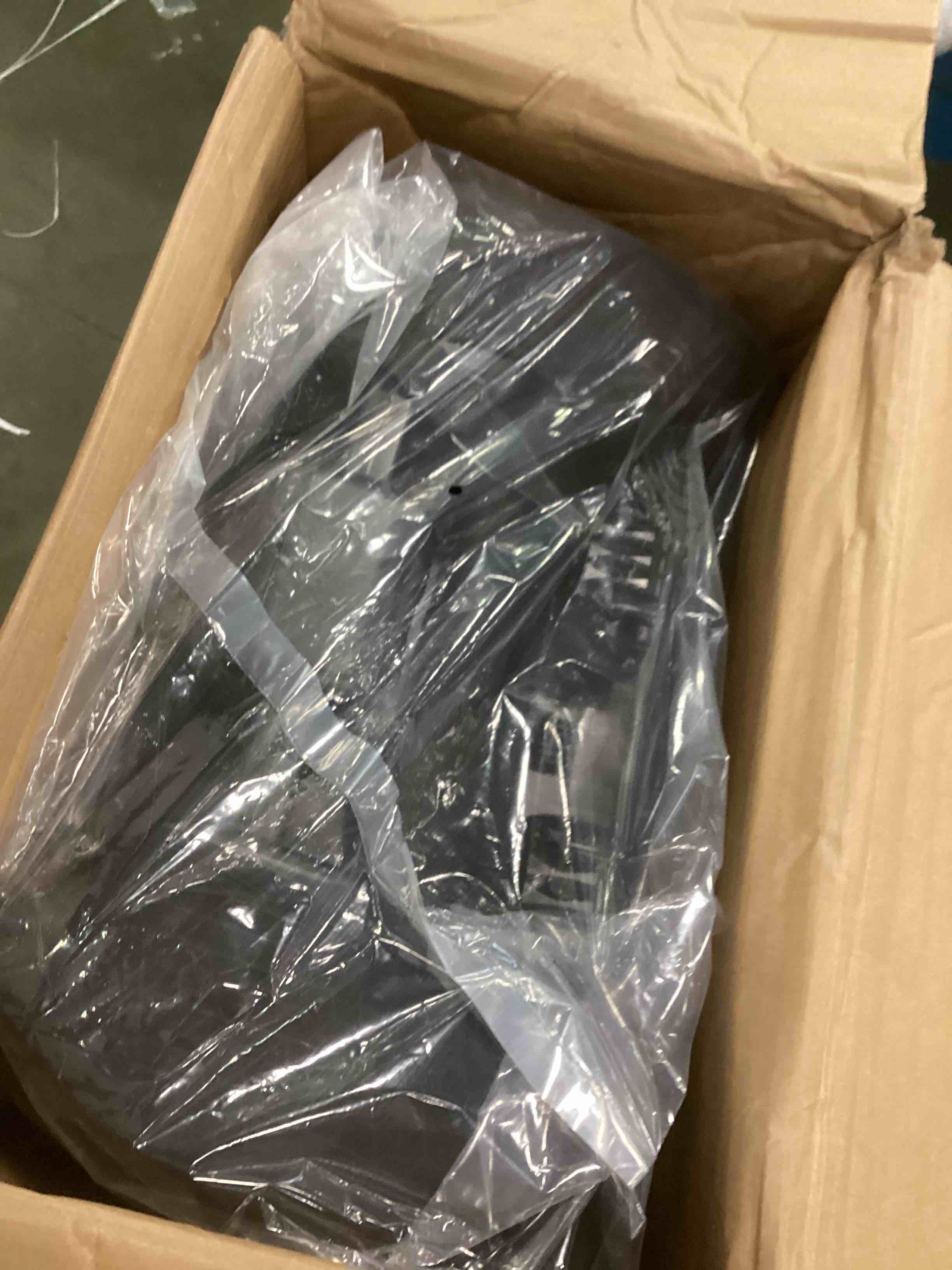 https://s3.amazonaws.com/lotting-images-prod/bidfta/GRN6450256_1716472290619.jpeg