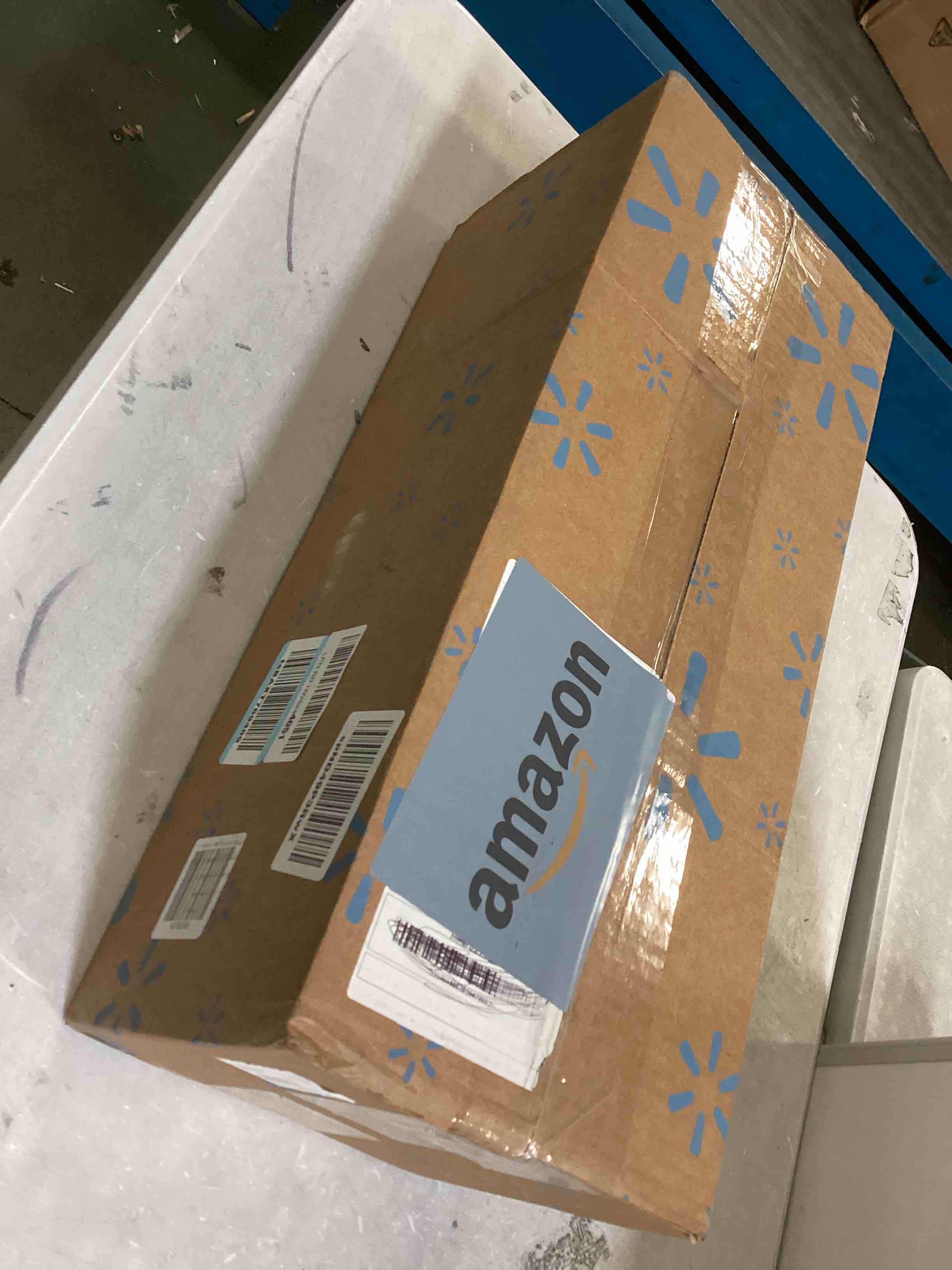 https://s3.amazonaws.com/lotting-images-prod/bidfta/GRN6450390_1716488630269.jpeg
