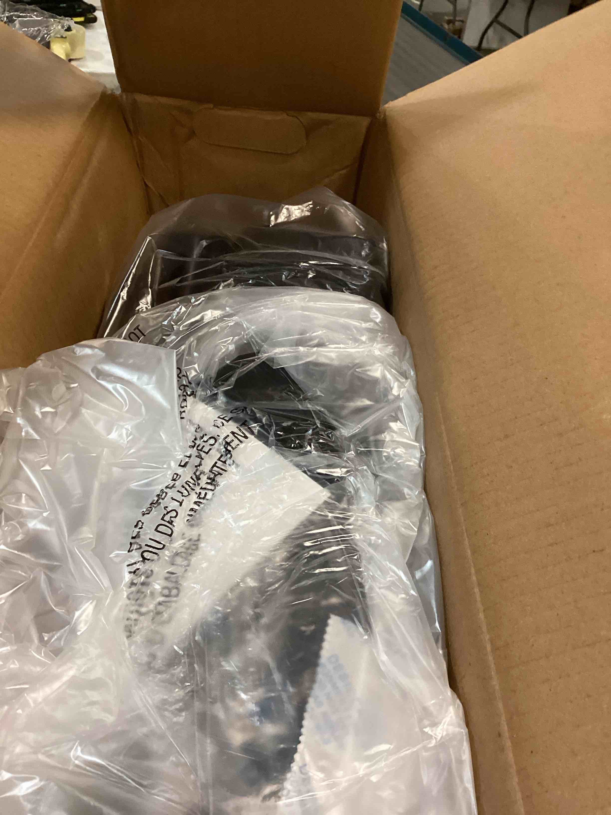 https://s3.amazonaws.com/lotting-images-prod/bidfta/GRN6451274_1716220916619.jpeg