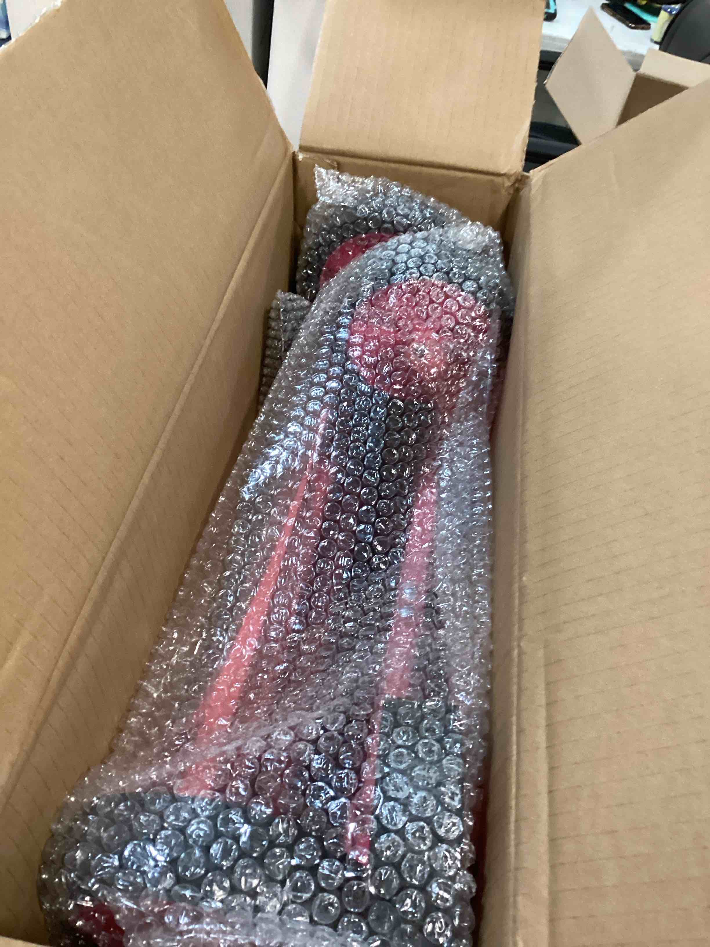 https://s3.amazonaws.com/lotting-images-prod/bidfta/GRN6451279_1716221659778.jpeg