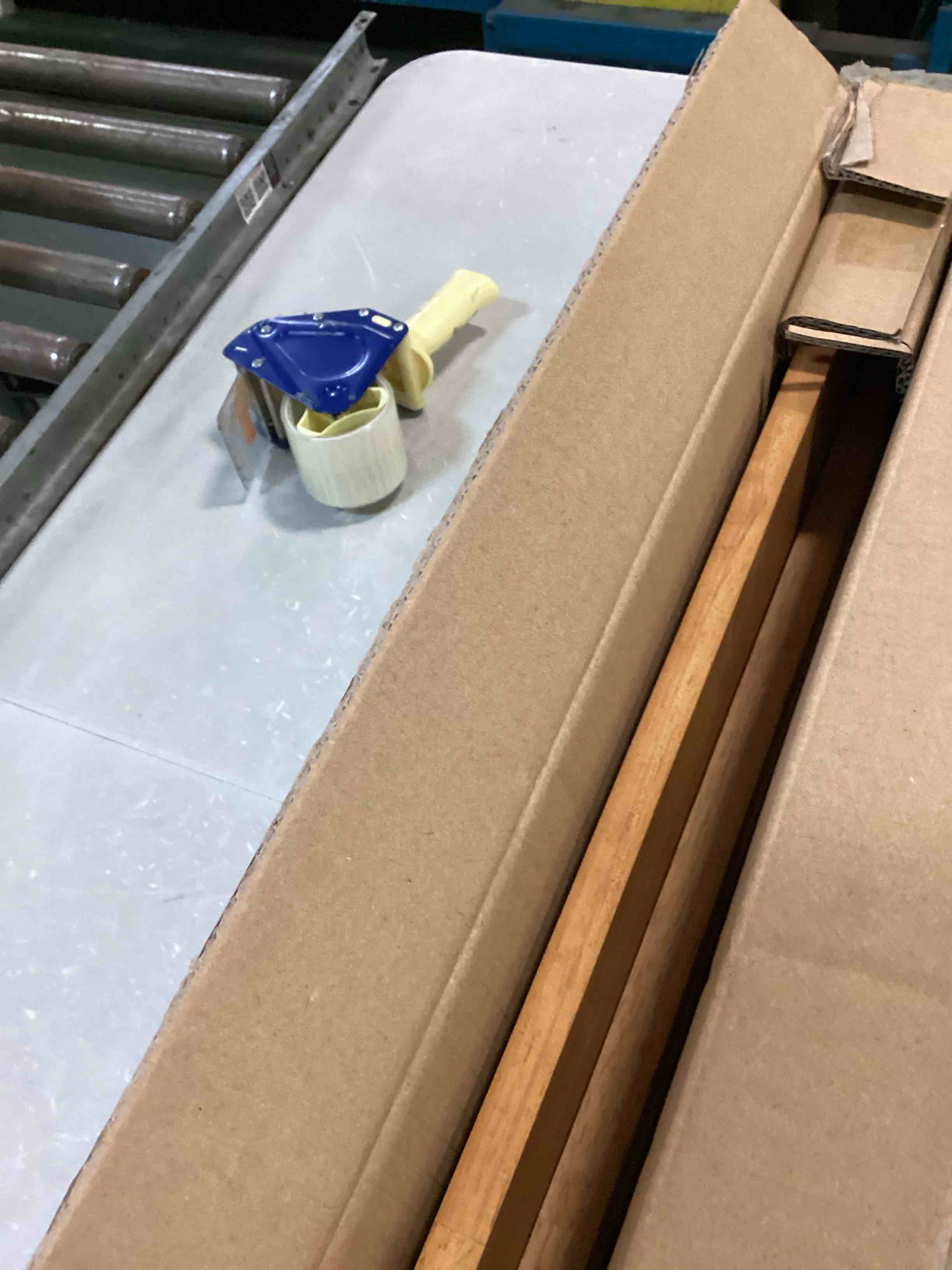 https://s3.amazonaws.com/lotting-images-prod/bidfta/GRN6451612_1716398147288.jpeg