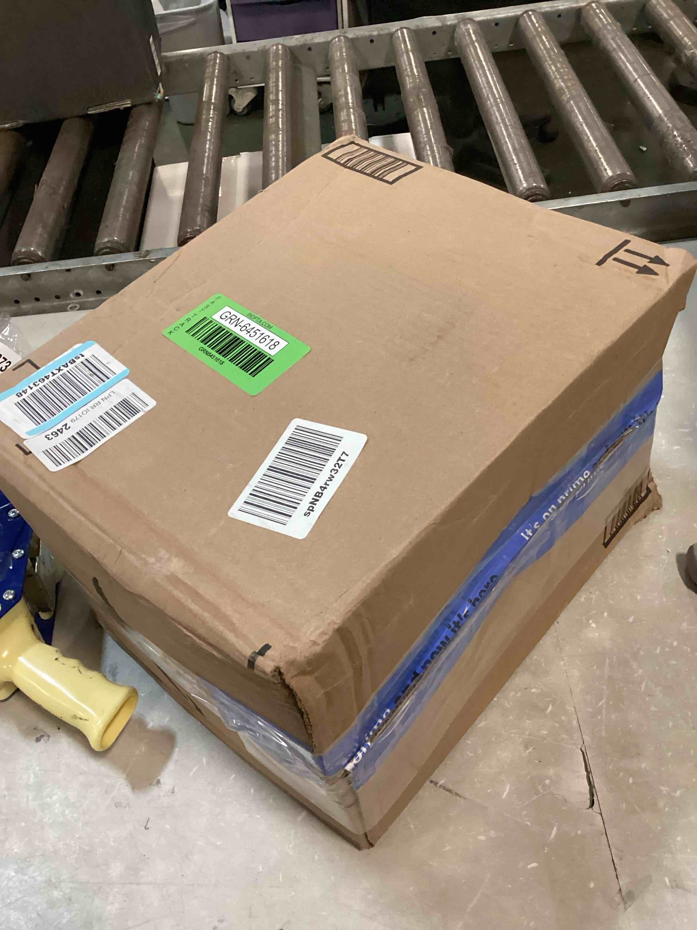 https://s3.amazonaws.com/lotting-images-prod/bidfta/GRN6451618_1716399092725.jpeg