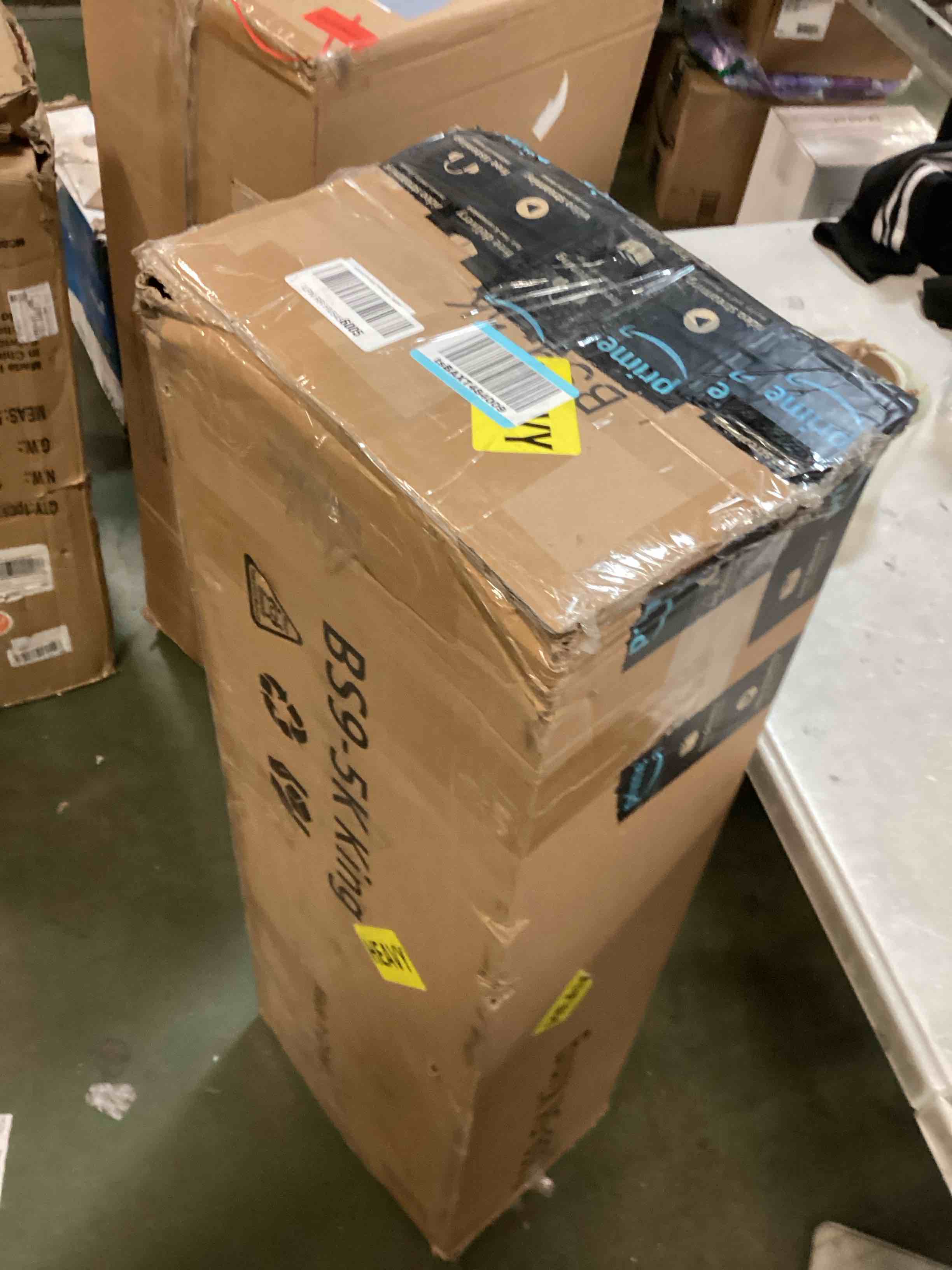 https://s3.amazonaws.com/lotting-images-prod/bidfta/GRN6451758_1716479920146.jpeg