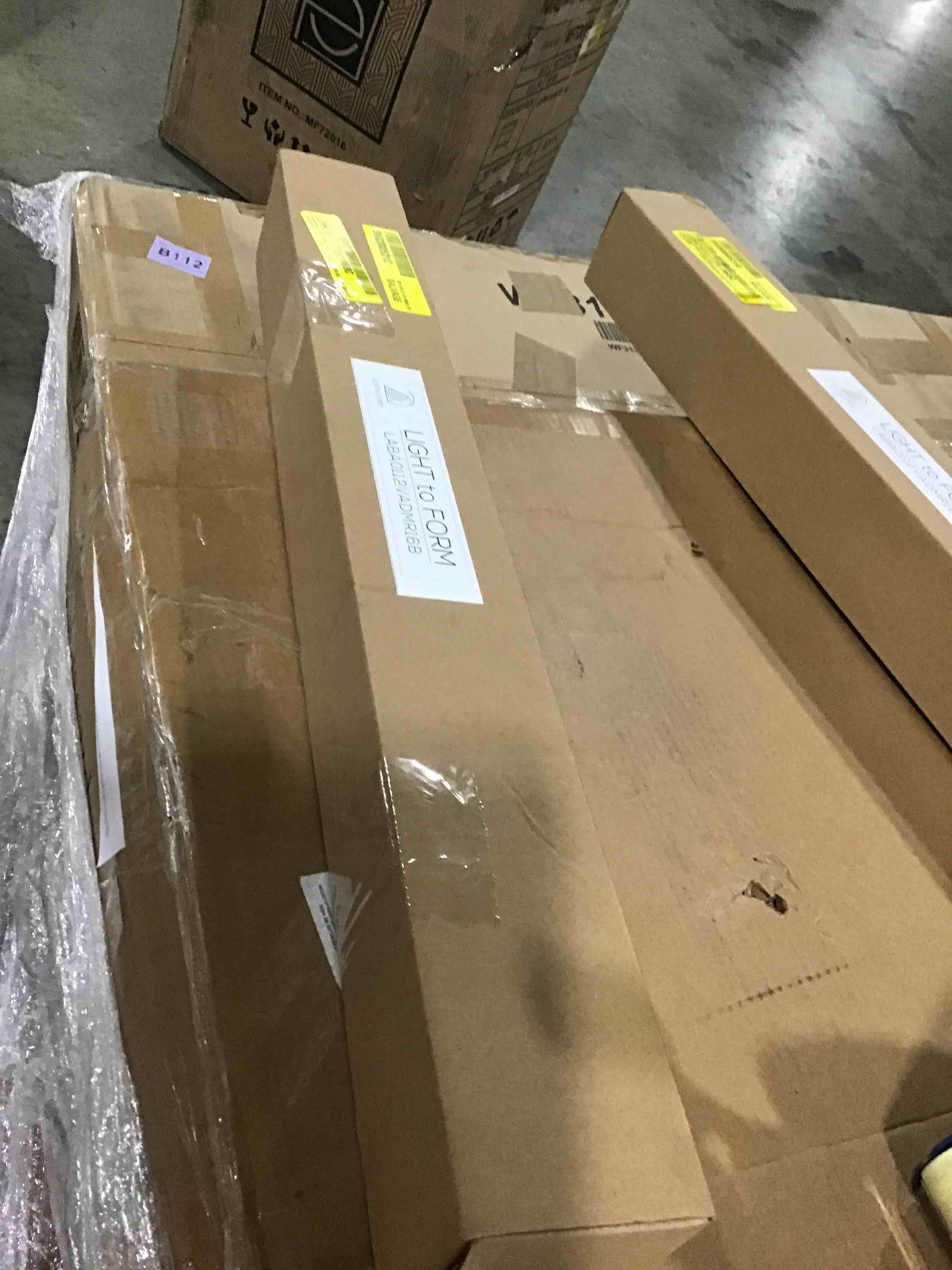 https://s3.amazonaws.com/lotting-images-prod/bidfta/GRN6464262_1720189843281.jpeg