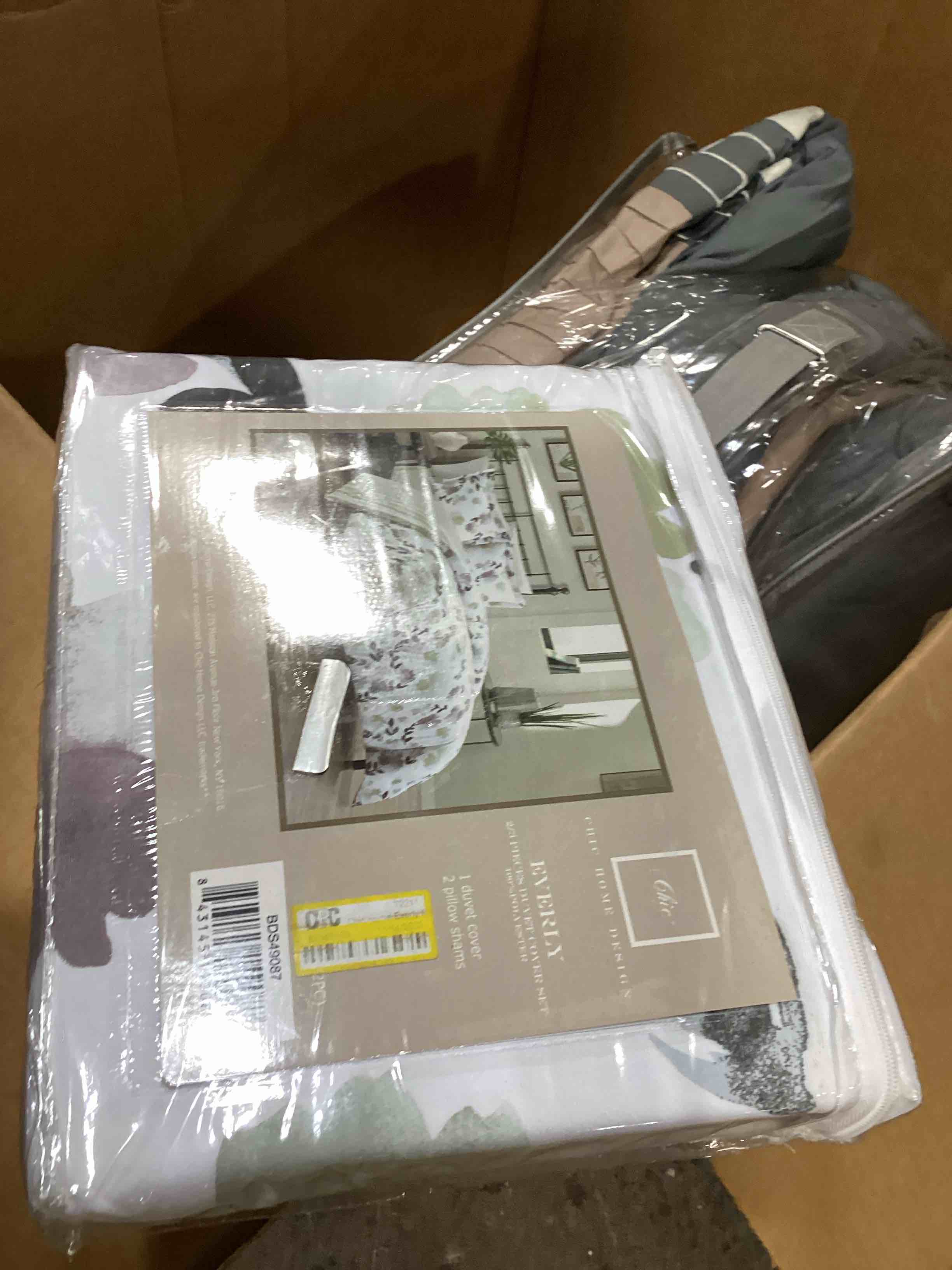 https://s3.amazonaws.com/lotting-images-prod/bidfta/GRN6464960_1723144921292.jpeg